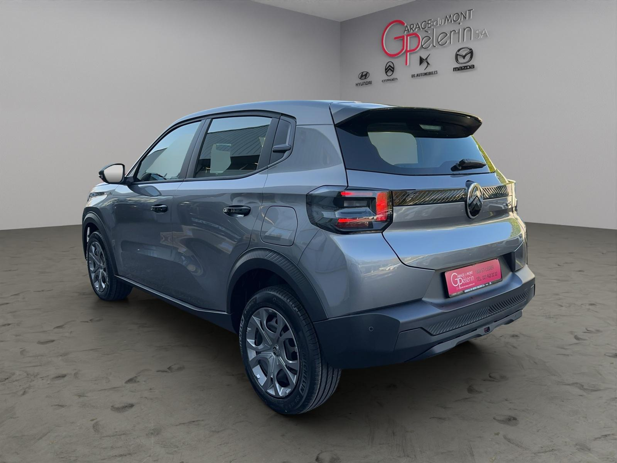 listing desktop thumbnail image 1