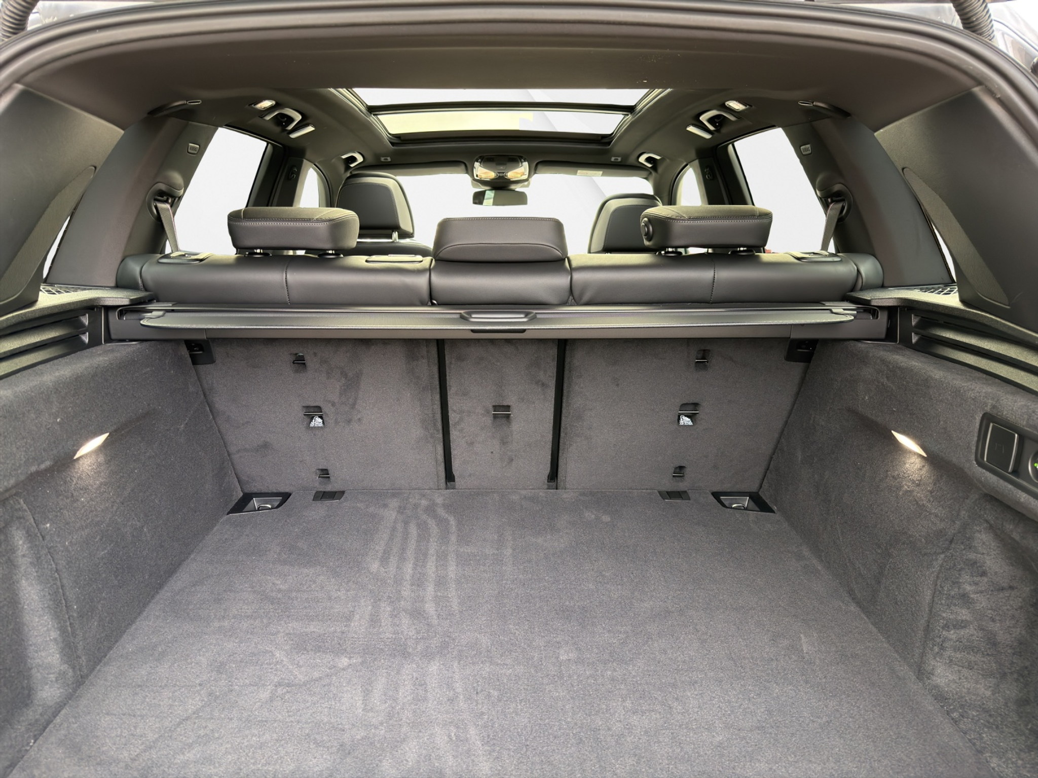 listing desktop thumbnail image 8