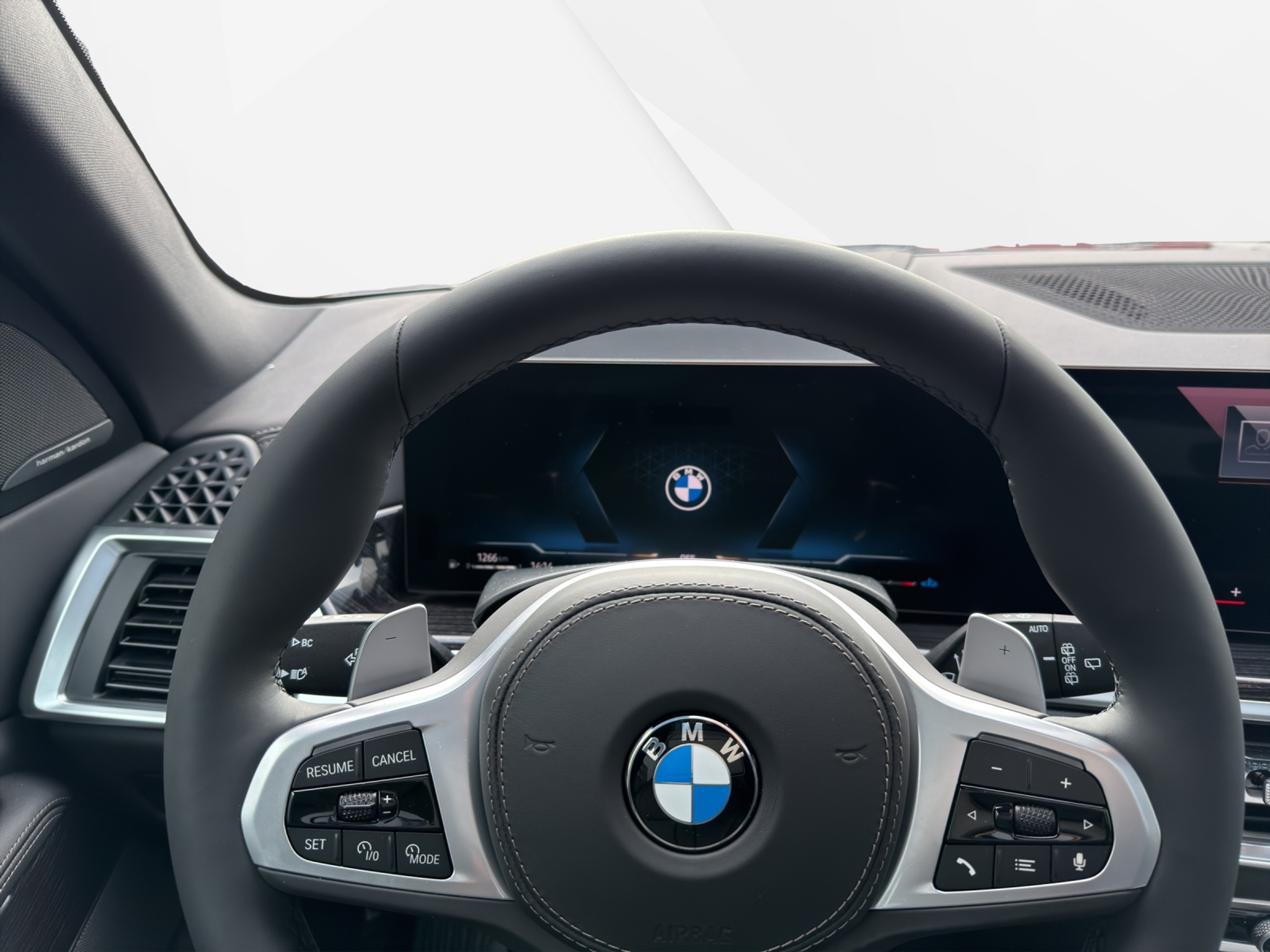 listing desktop thumbnail image 14