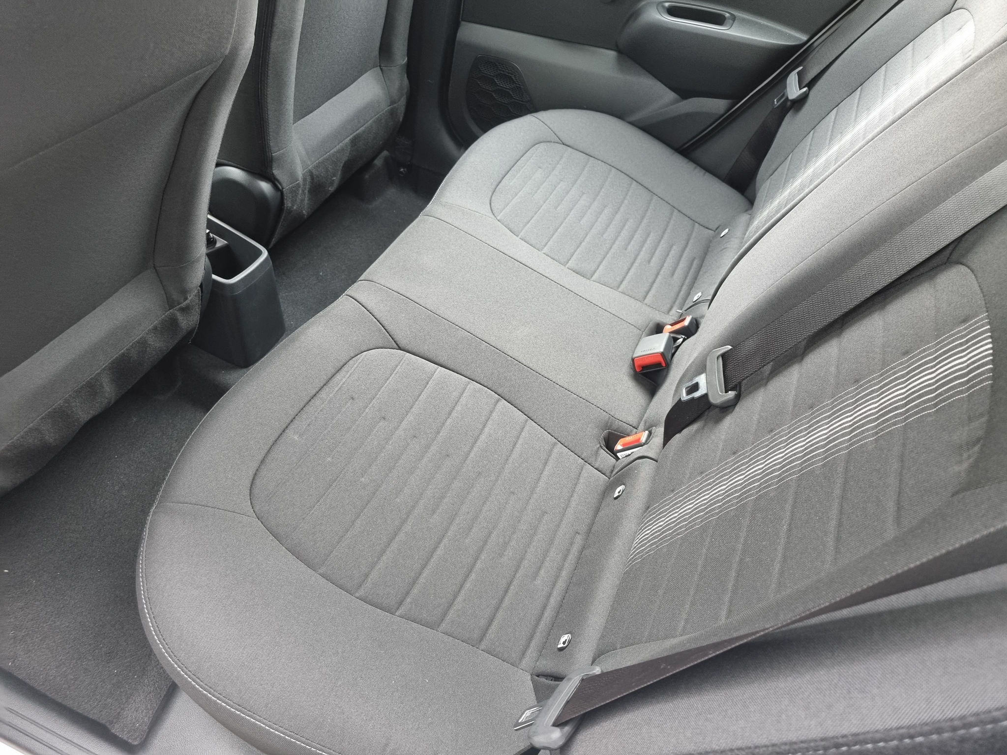 listing desktop thumbnail image 9