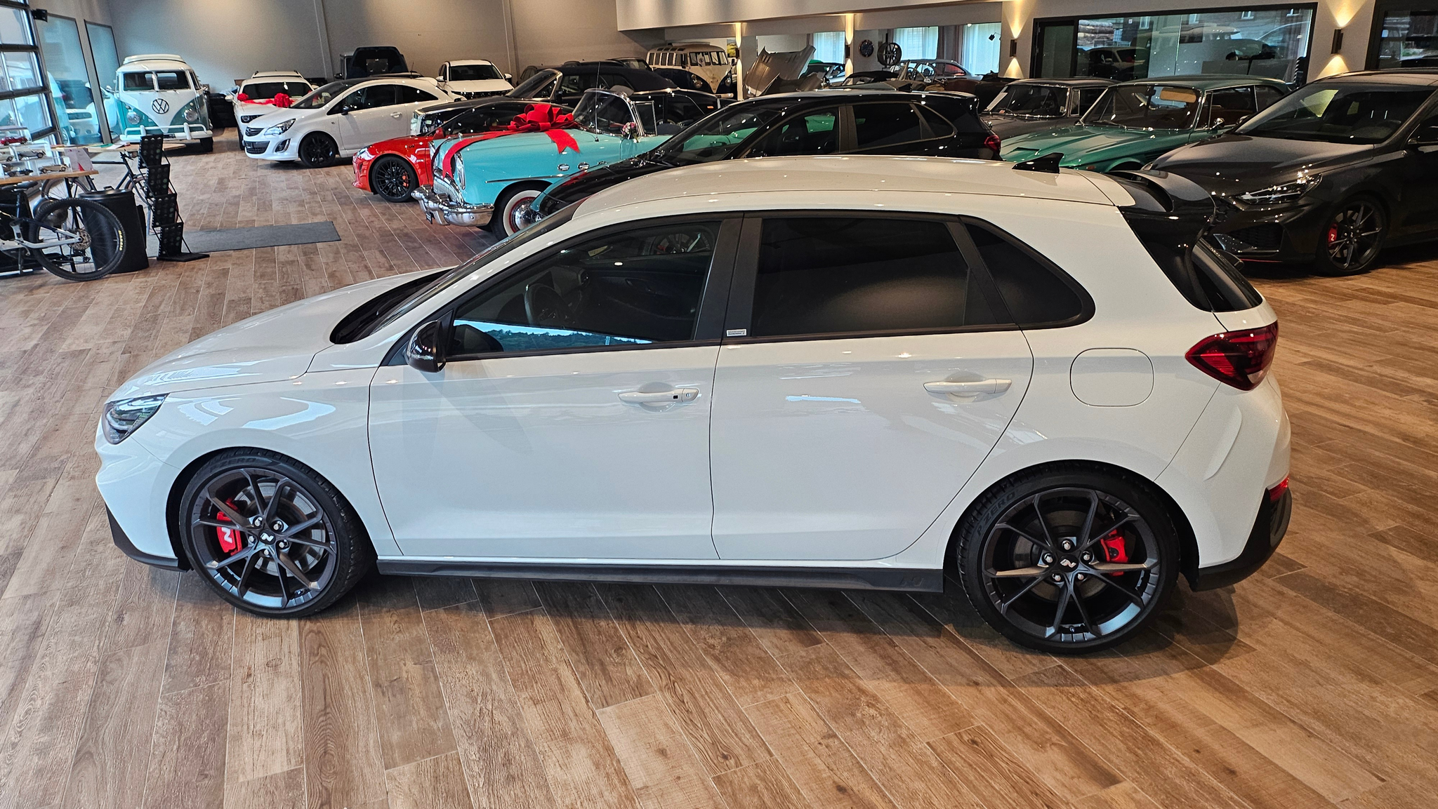 listing desktop thumbnail image 15