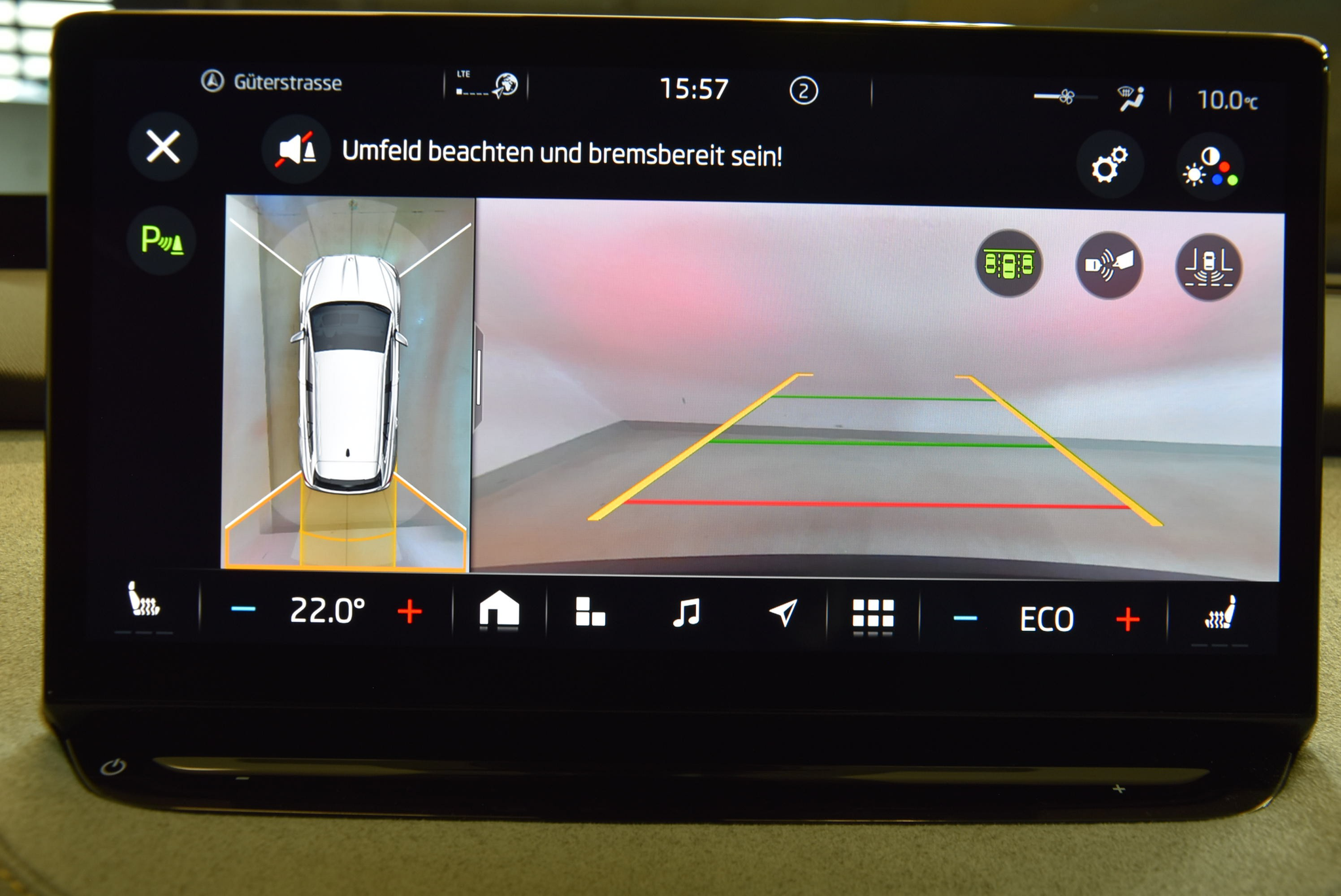 listing desktop thumbnail image 9