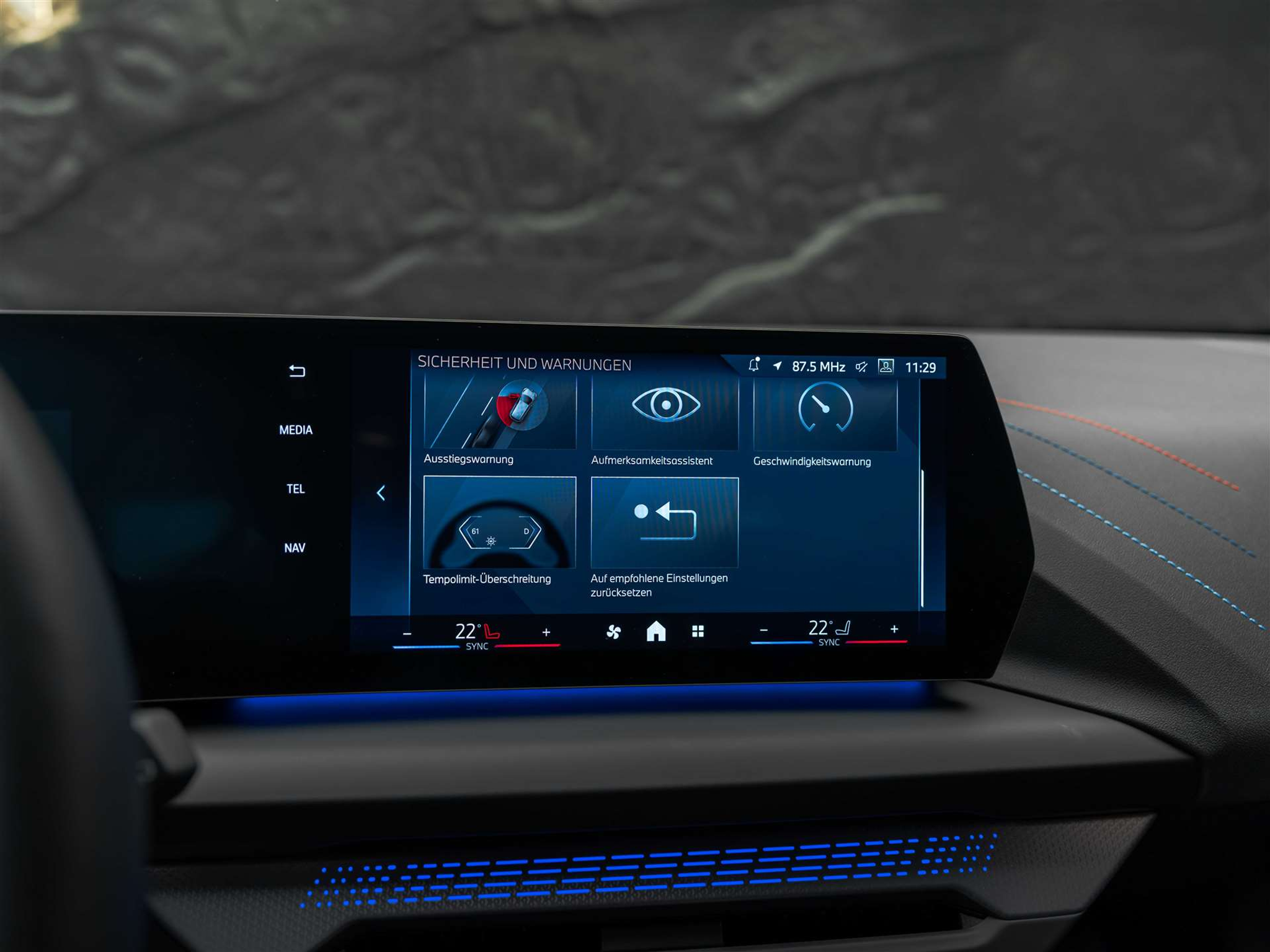 listing desktop thumbnail image 39