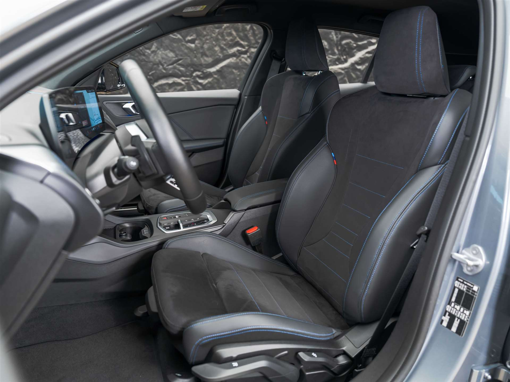 listing desktop thumbnail image 10