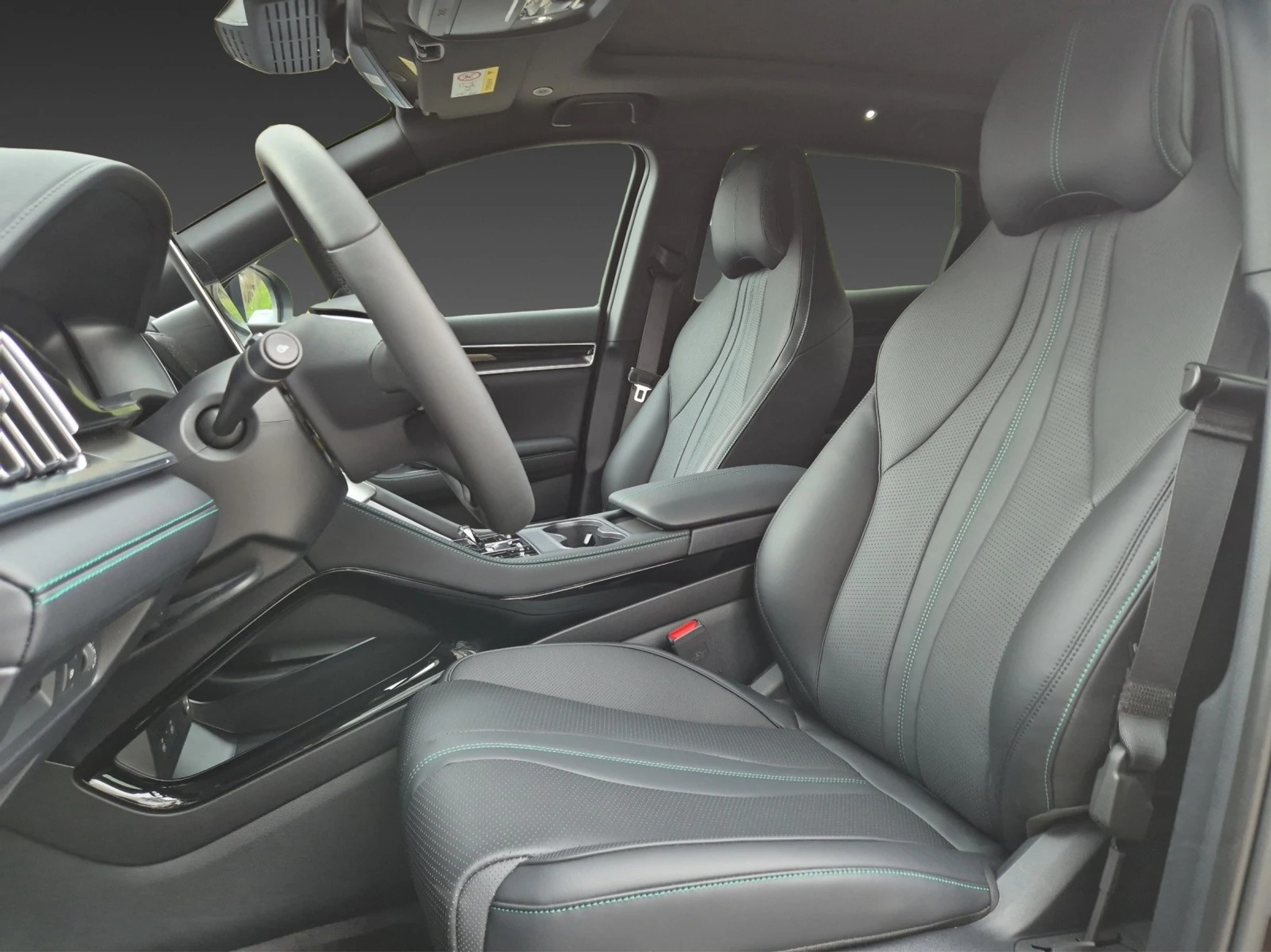 listing desktop thumbnail image 11