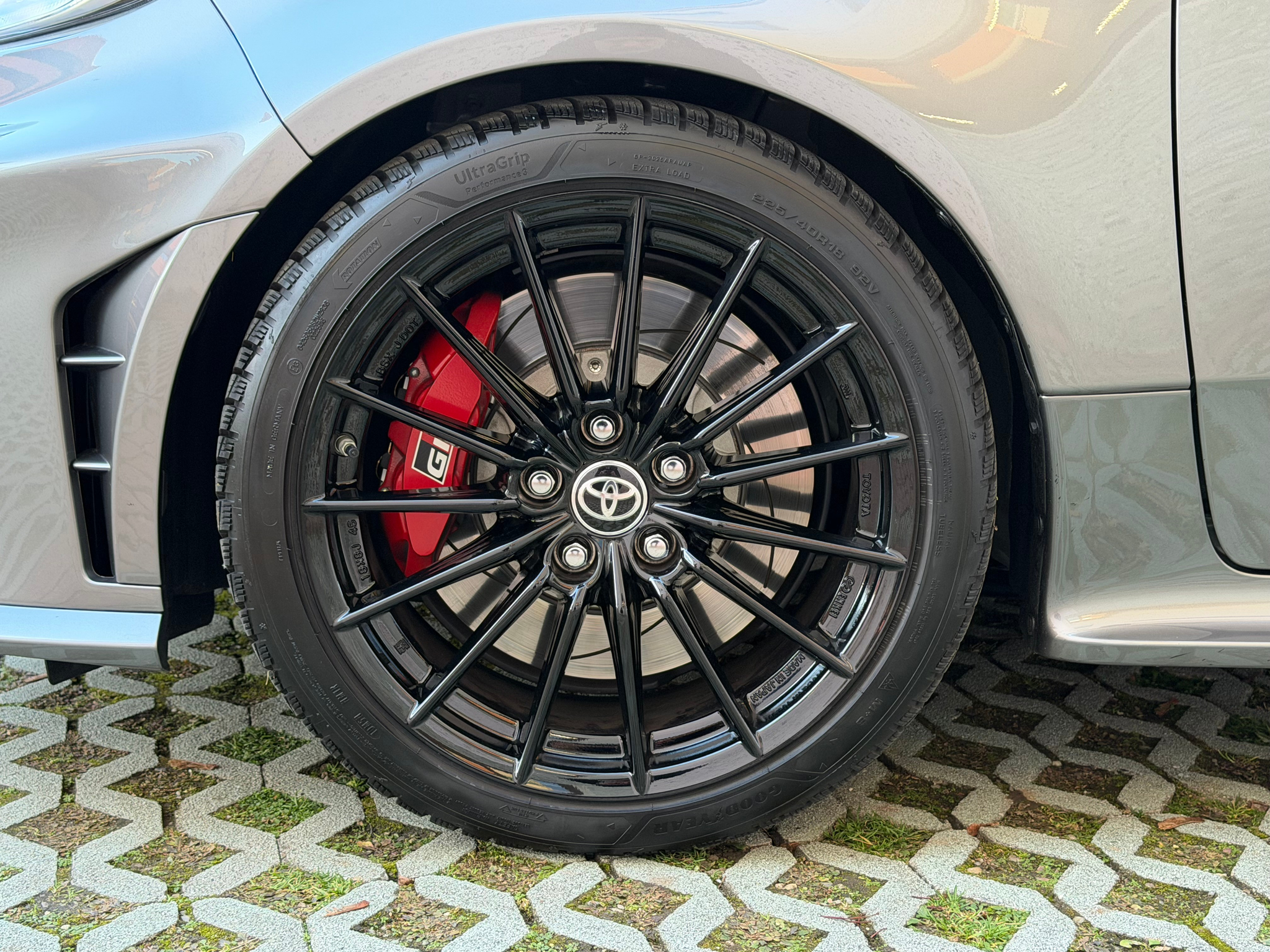 listing desktop thumbnail image 5