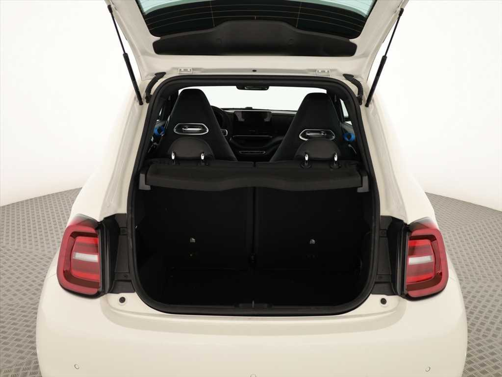 listing desktop thumbnail image 5