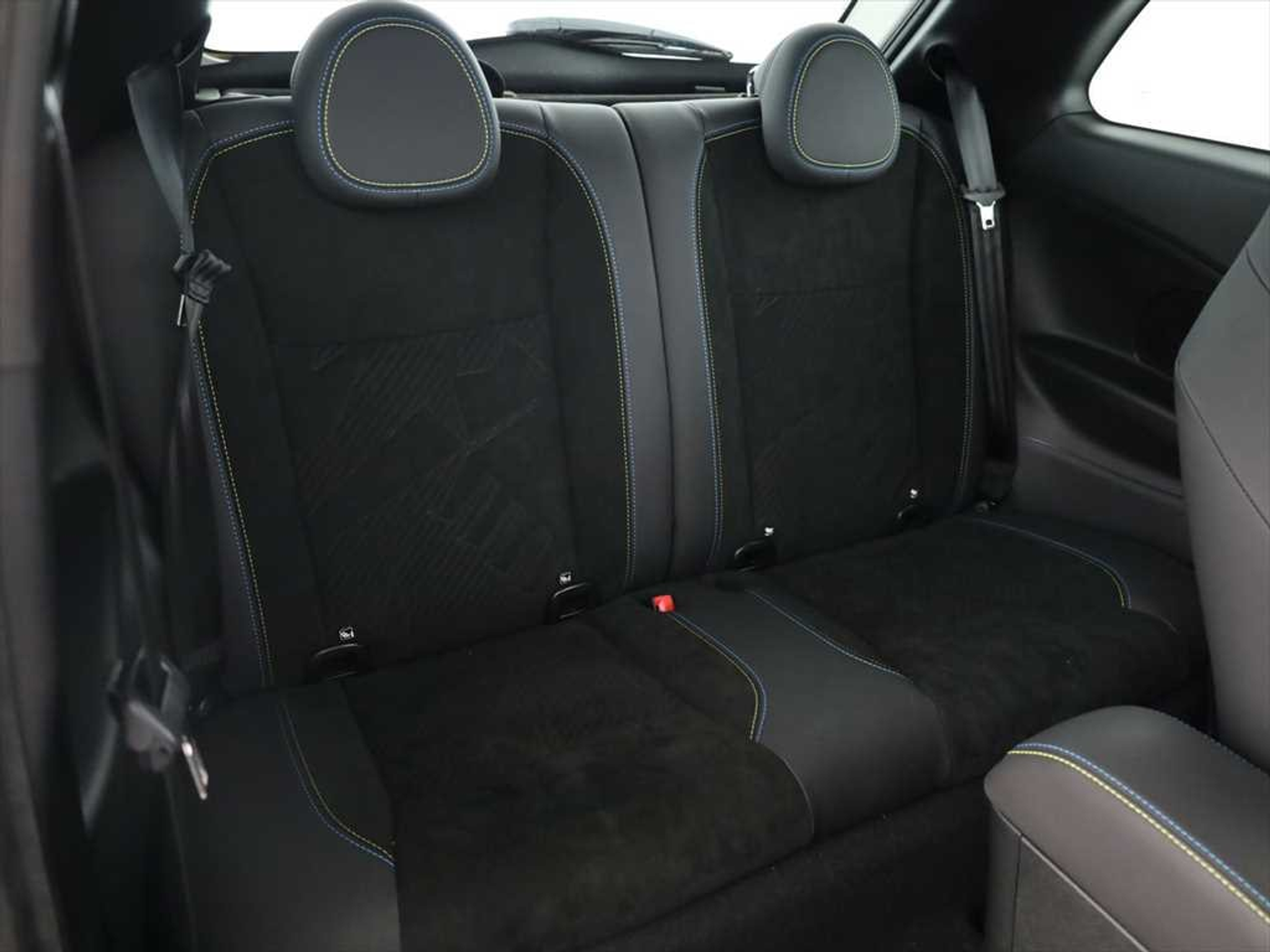 listing desktop thumbnail image 9