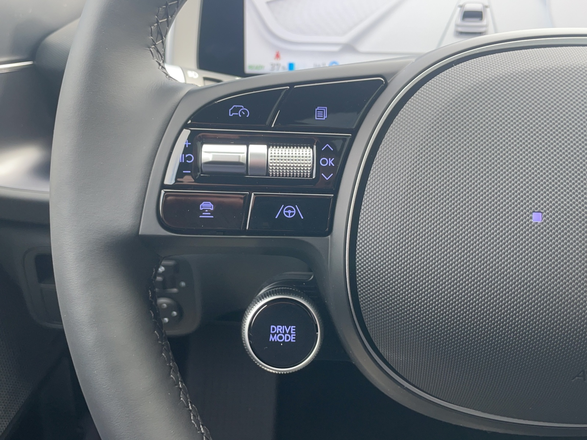 listing desktop thumbnail image 7