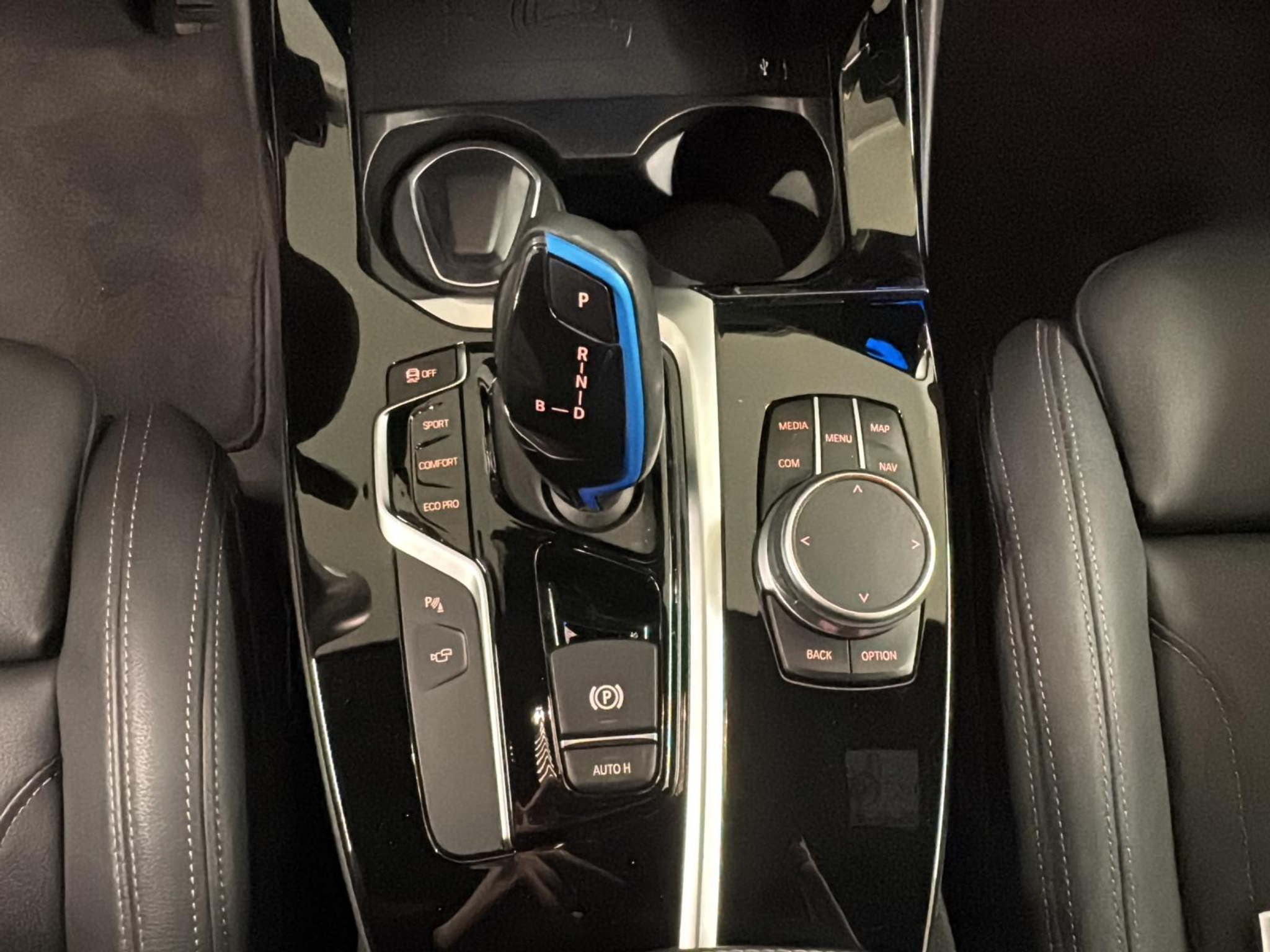 listing desktop thumbnail image 17