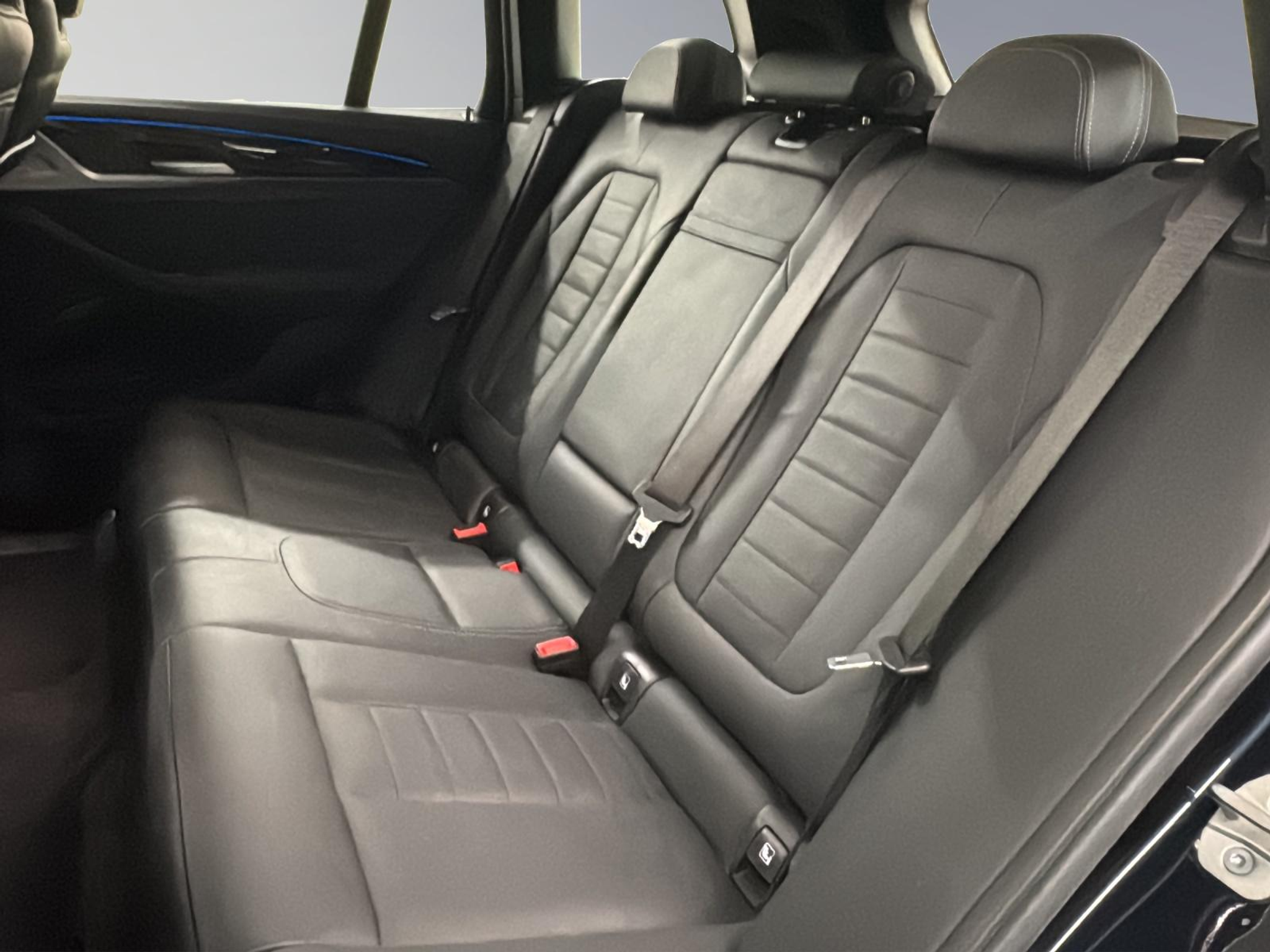 listing desktop thumbnail image 12