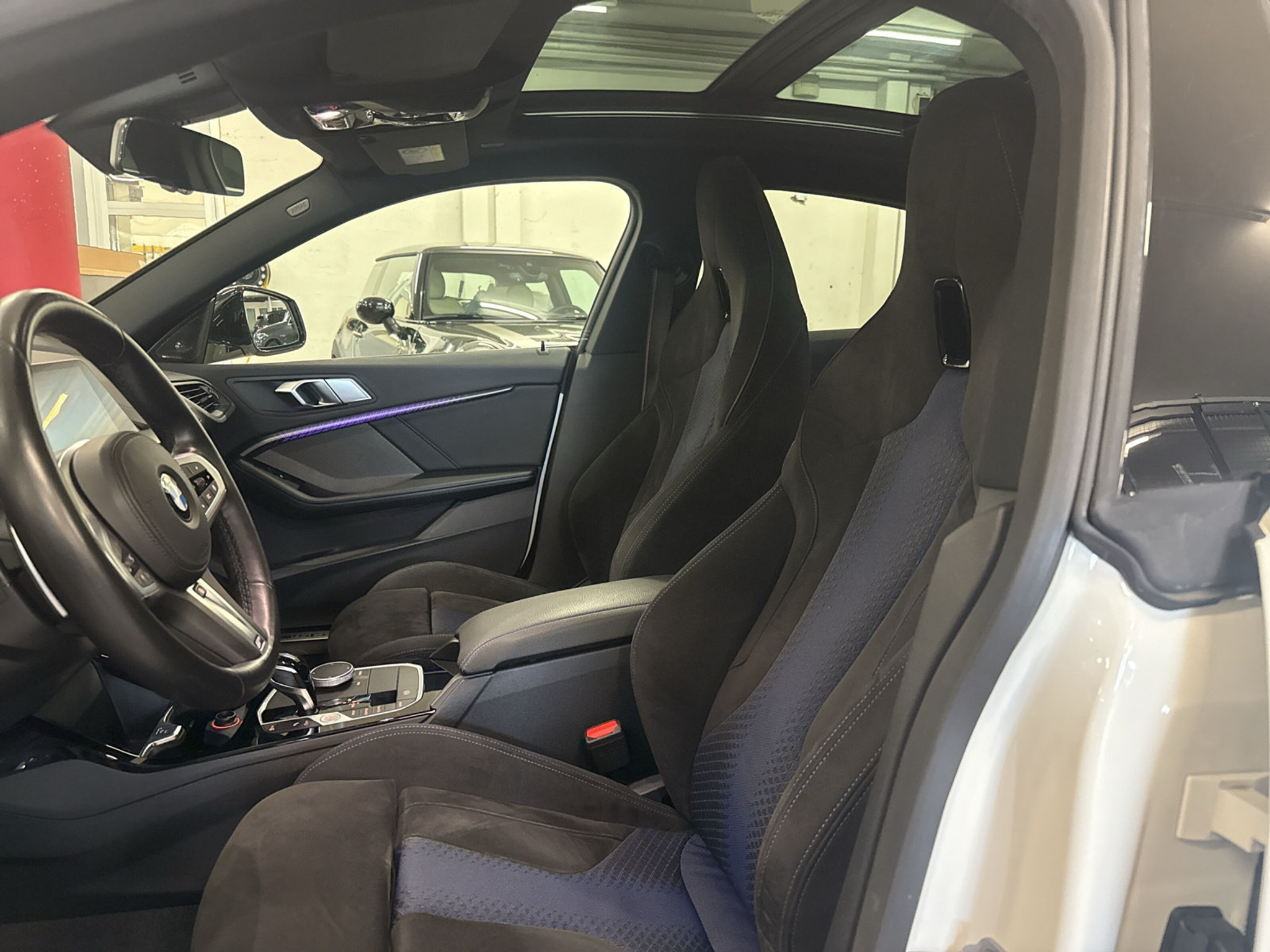 listing desktop thumbnail image 9