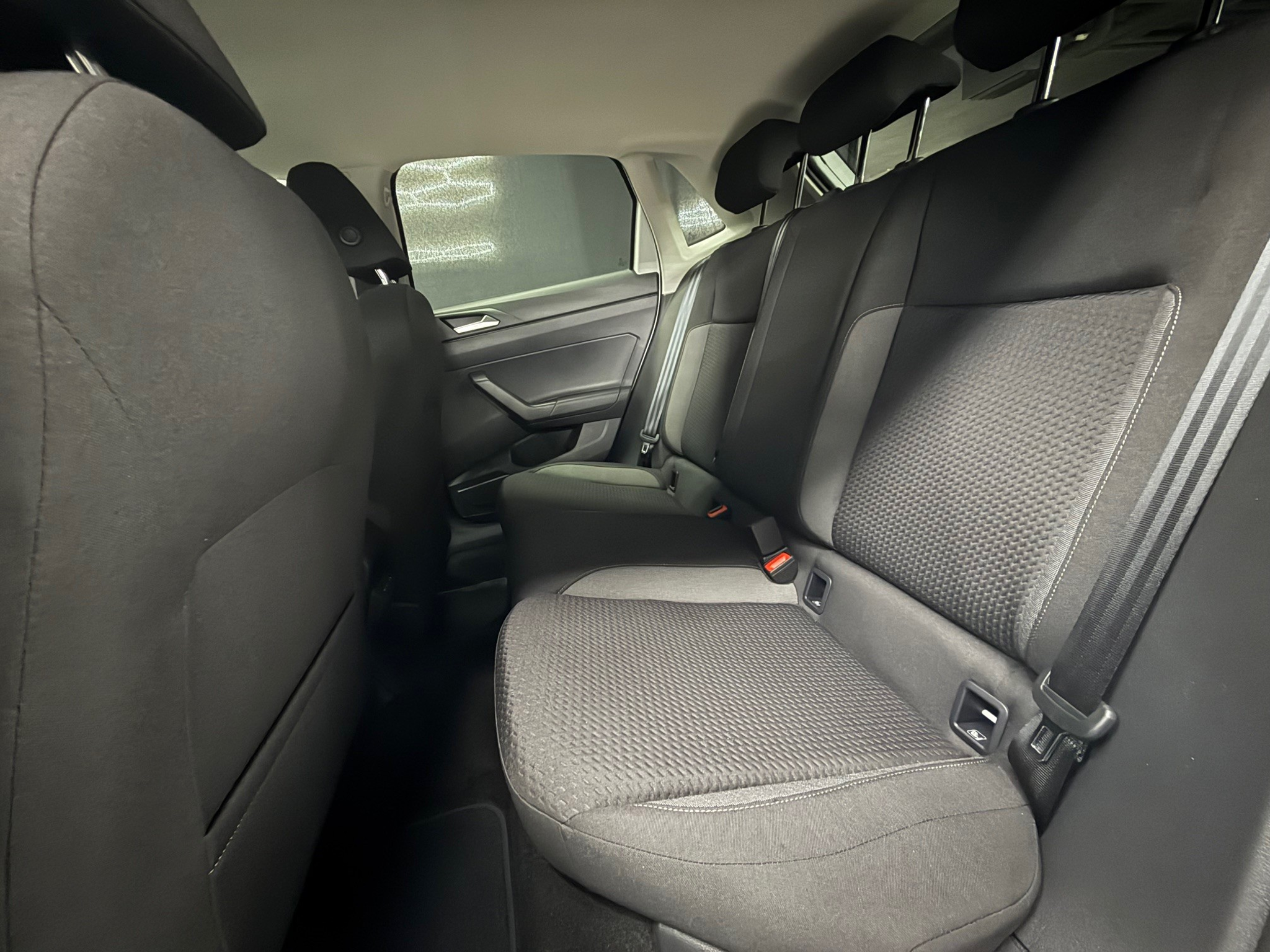 listing desktop thumbnail image 8