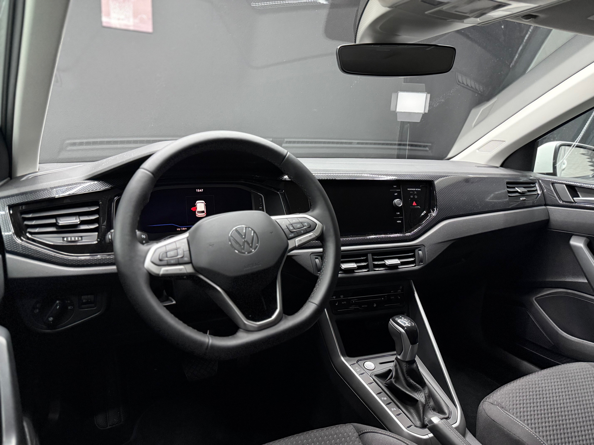 listing desktop thumbnail image 10