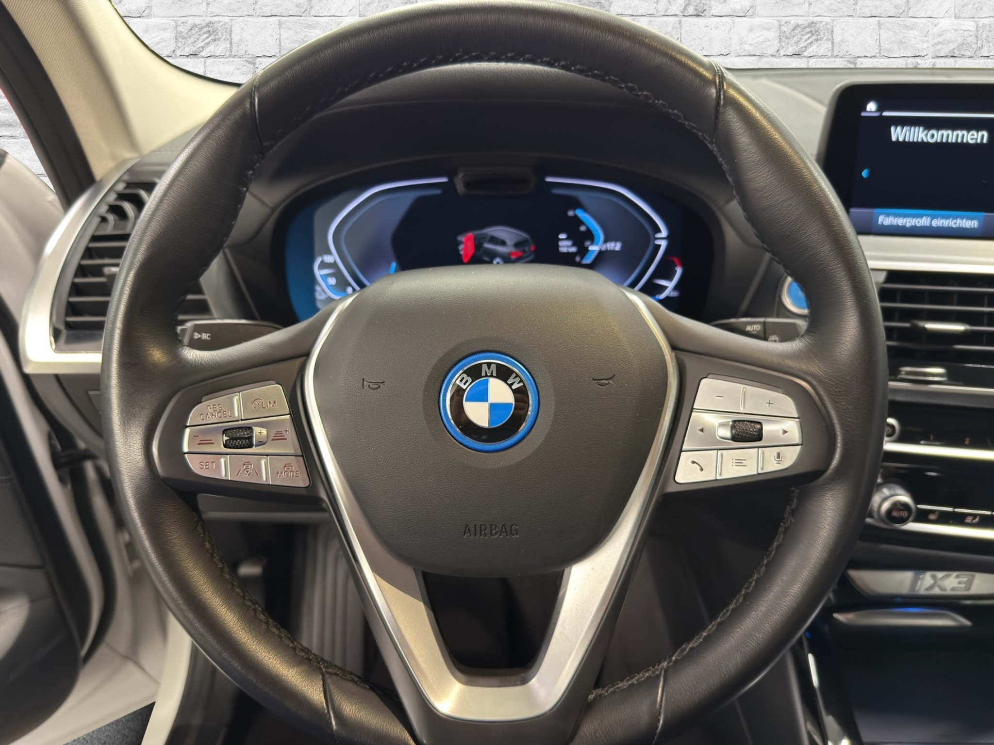 listing desktop thumbnail image 9