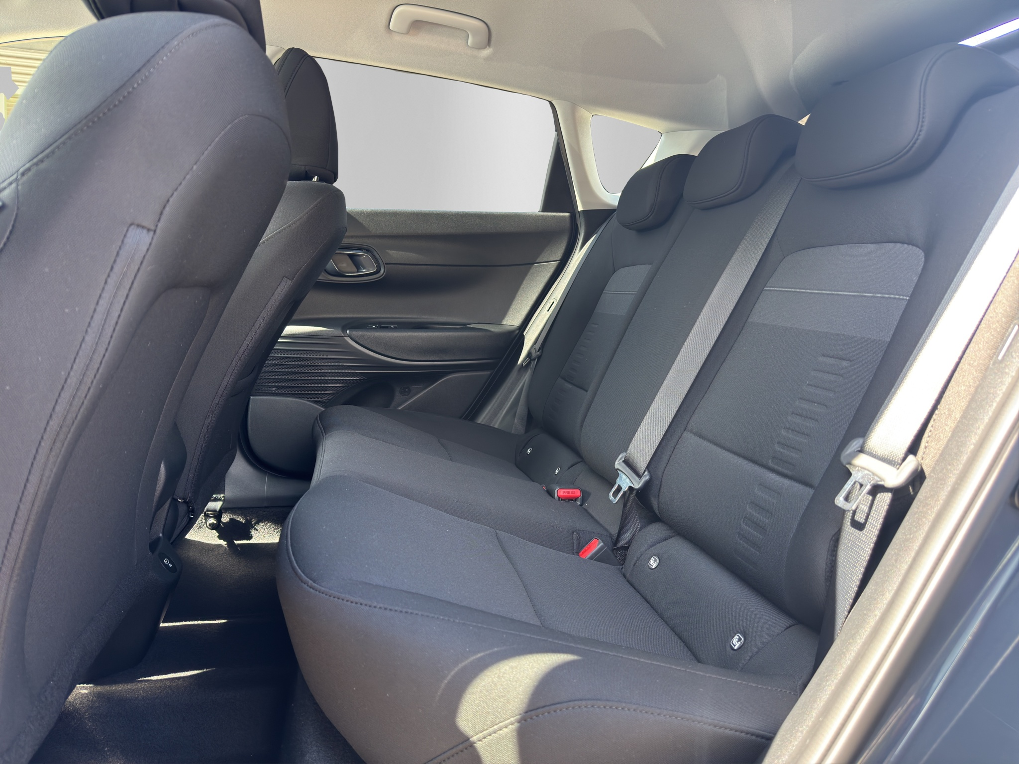 listing desktop thumbnail image 9