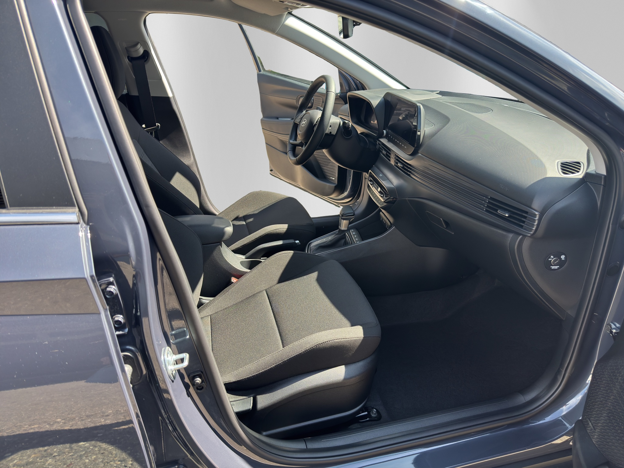 listing desktop thumbnail image 12