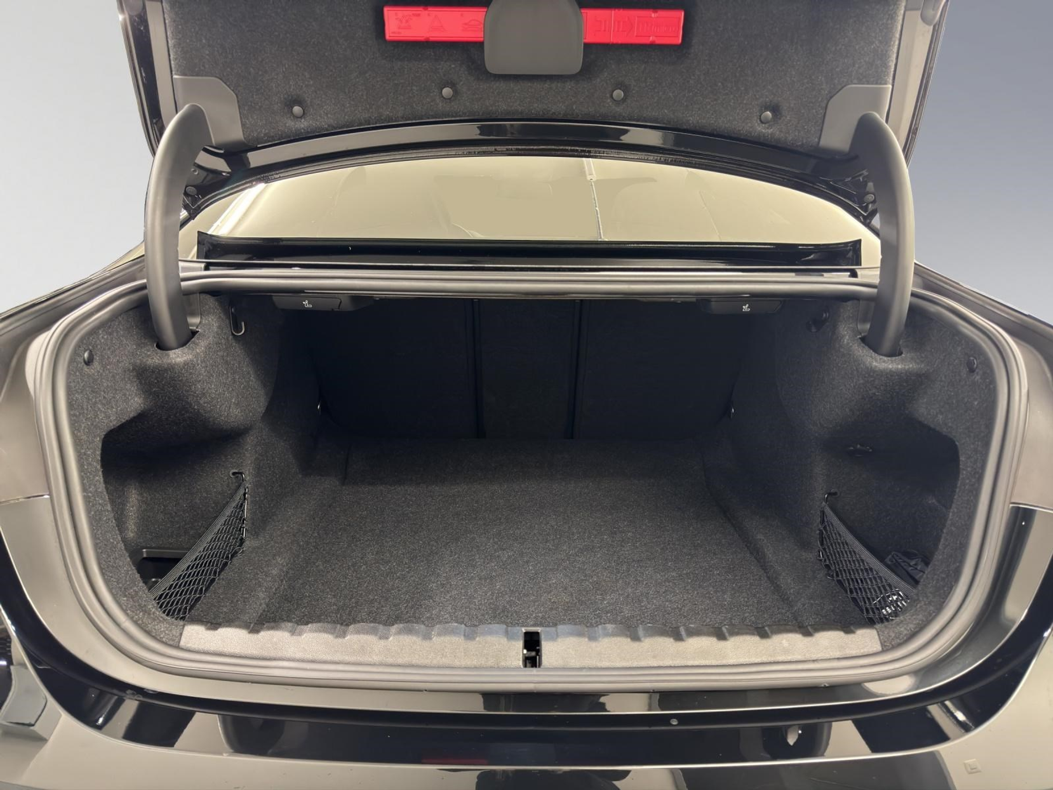 listing desktop thumbnail image 9