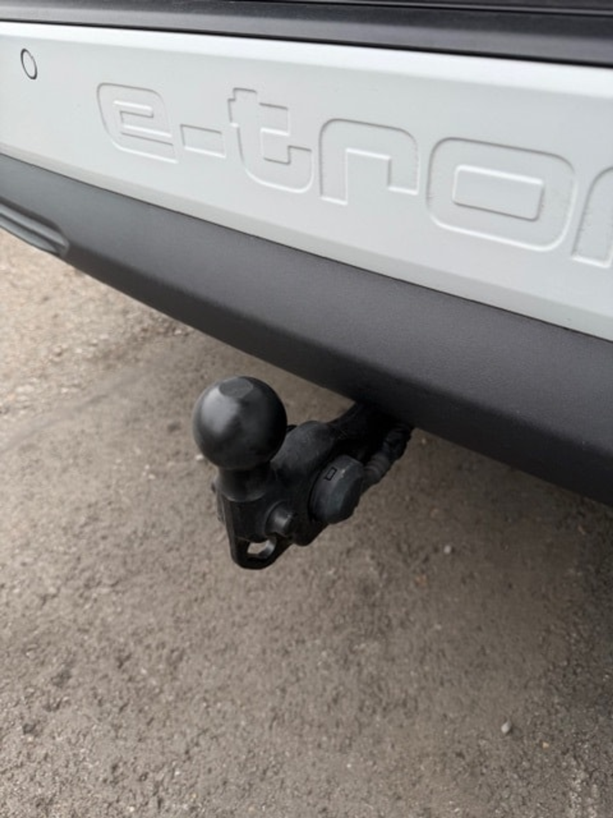 listing desktop thumbnail image 12