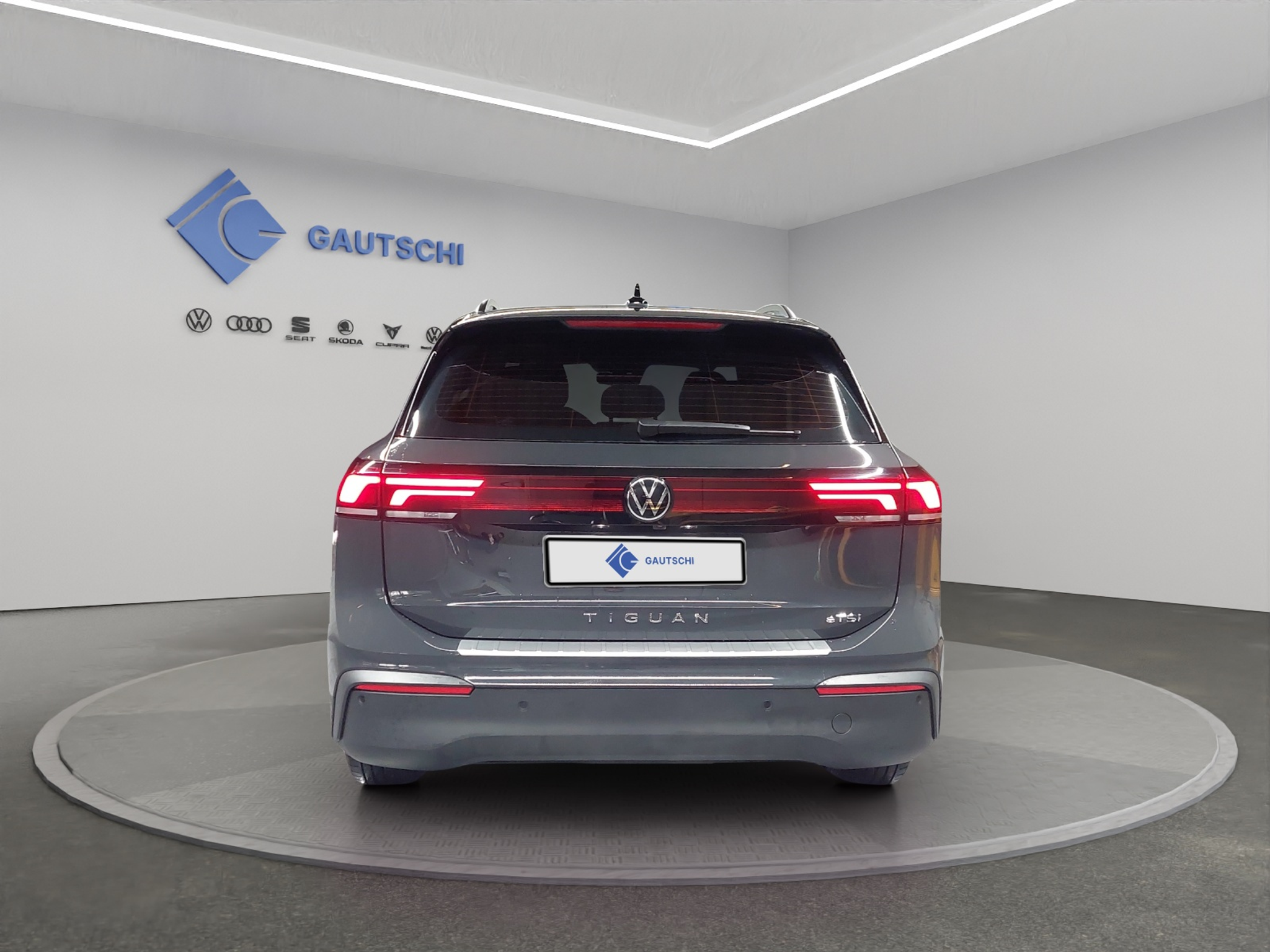 listing desktop thumbnail image 3