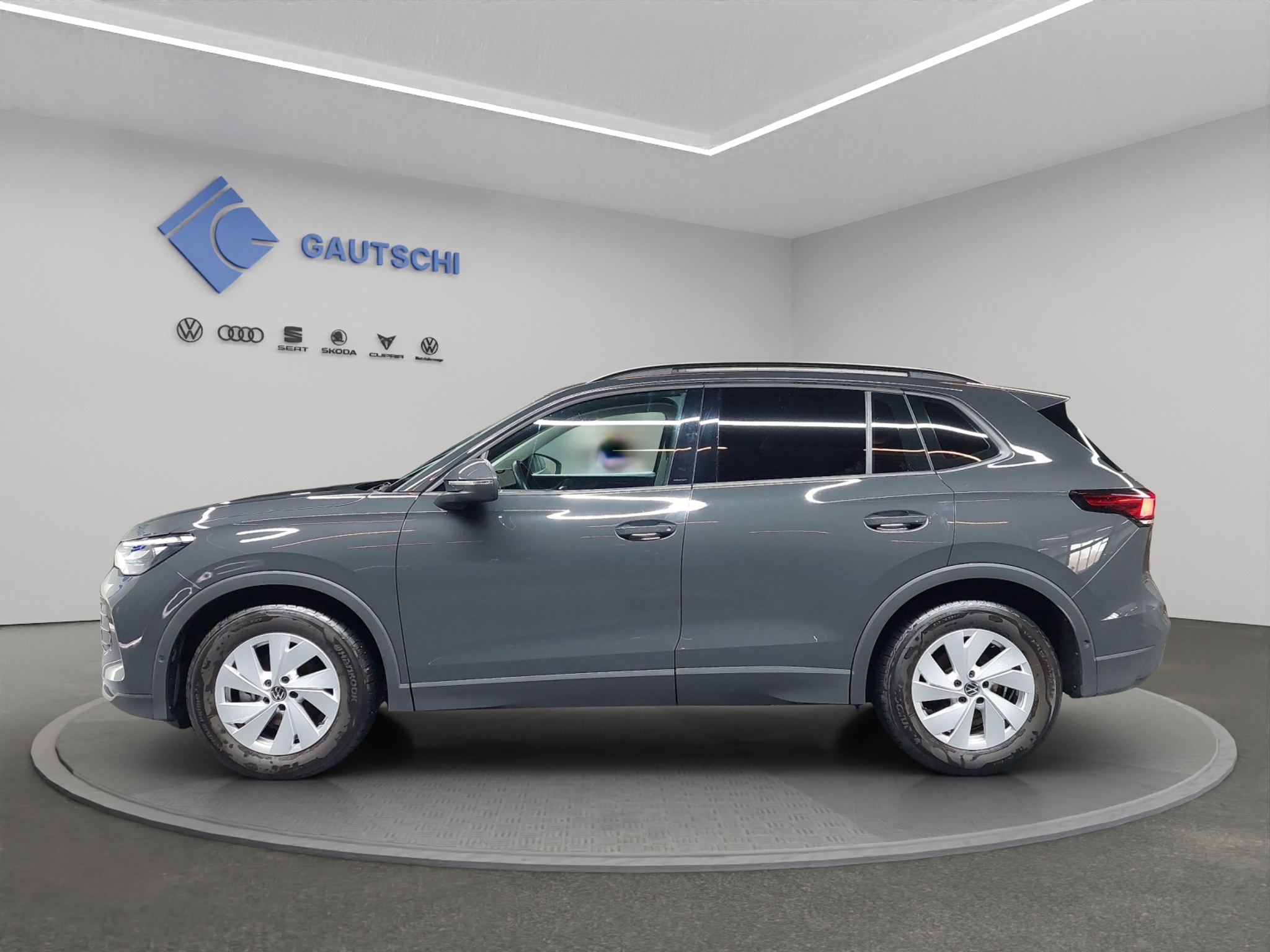 listing desktop thumbnail image 1