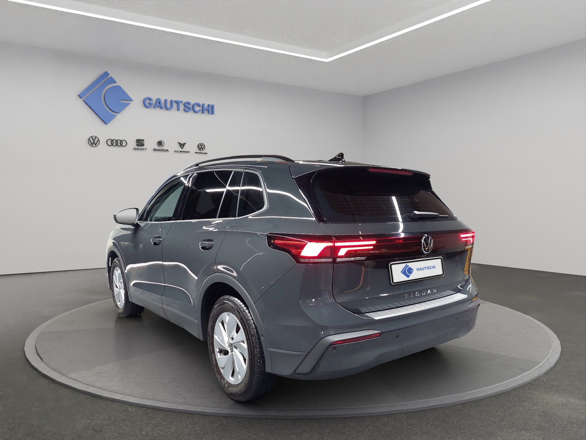 listing desktop thumbnail image 2