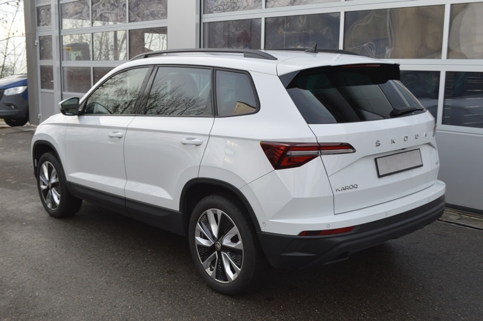 listing desktop thumbnail image 13