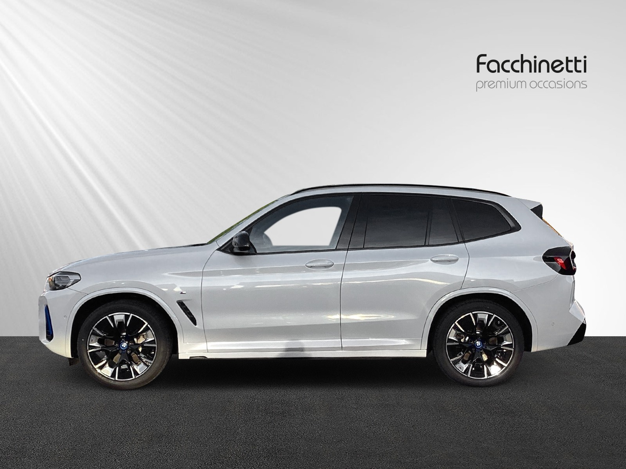 listing desktop thumbnail image 2