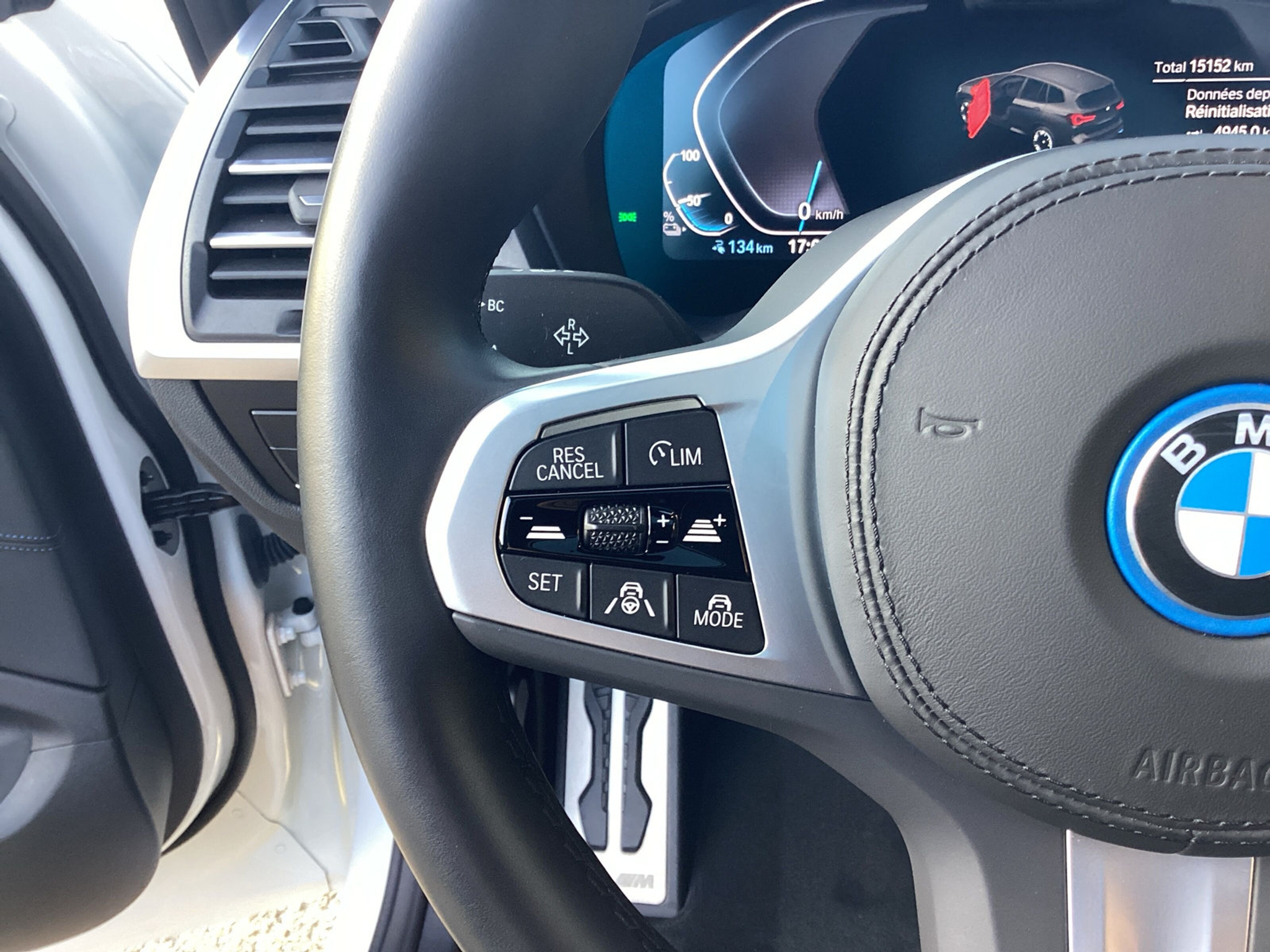 listing desktop thumbnail image 15