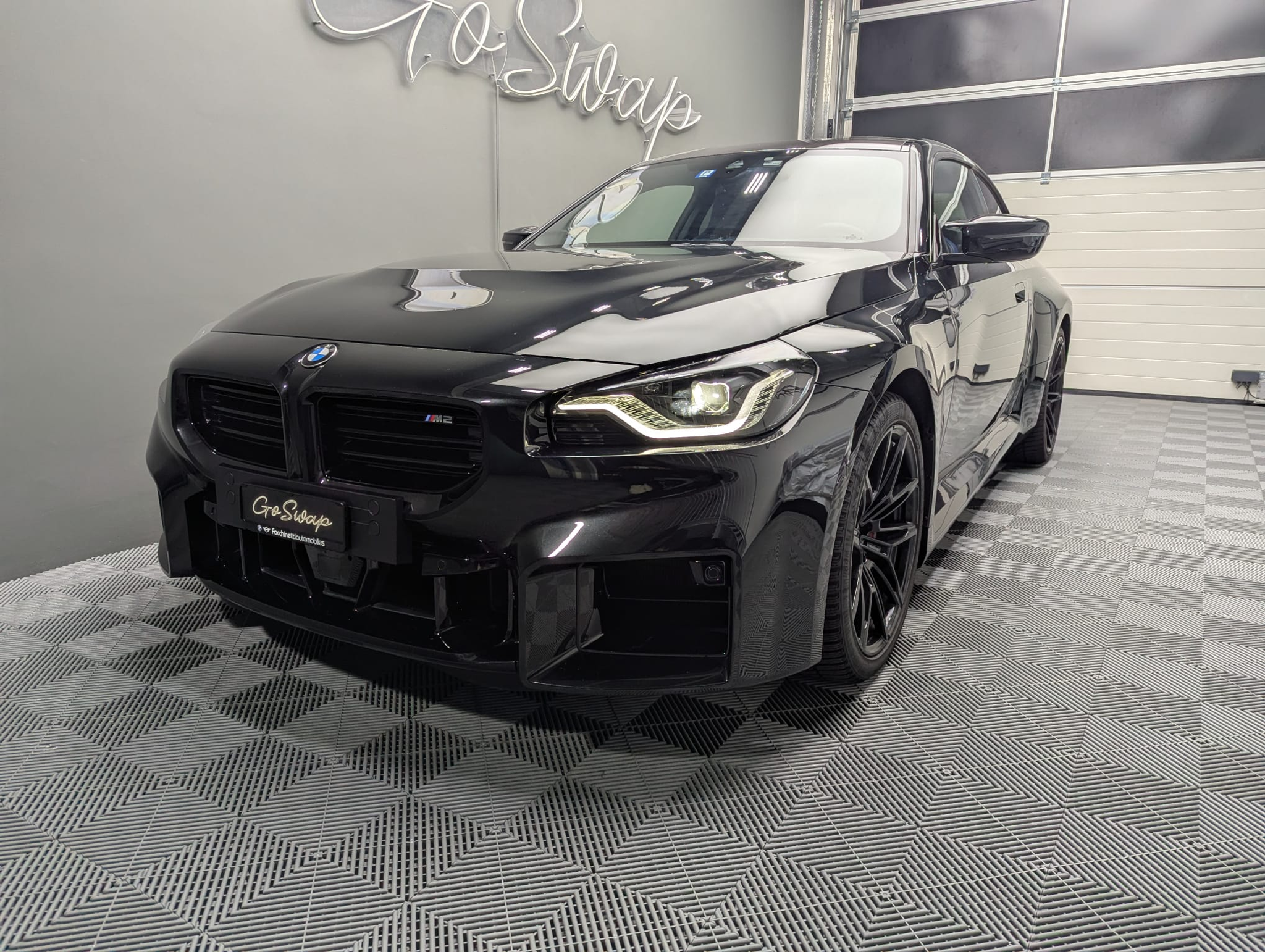 listing desktop thumbnail image 4