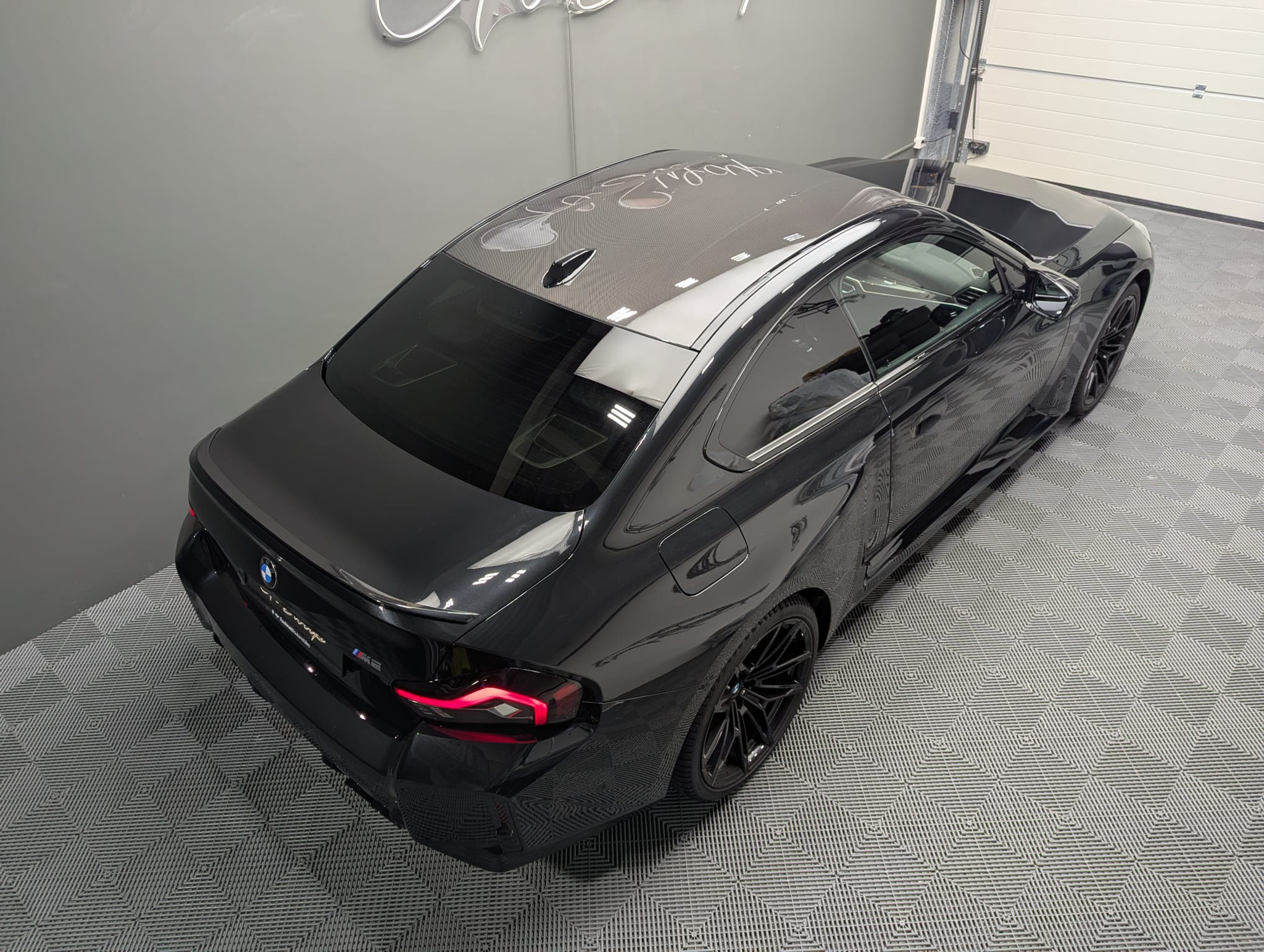 listing desktop thumbnail image 2