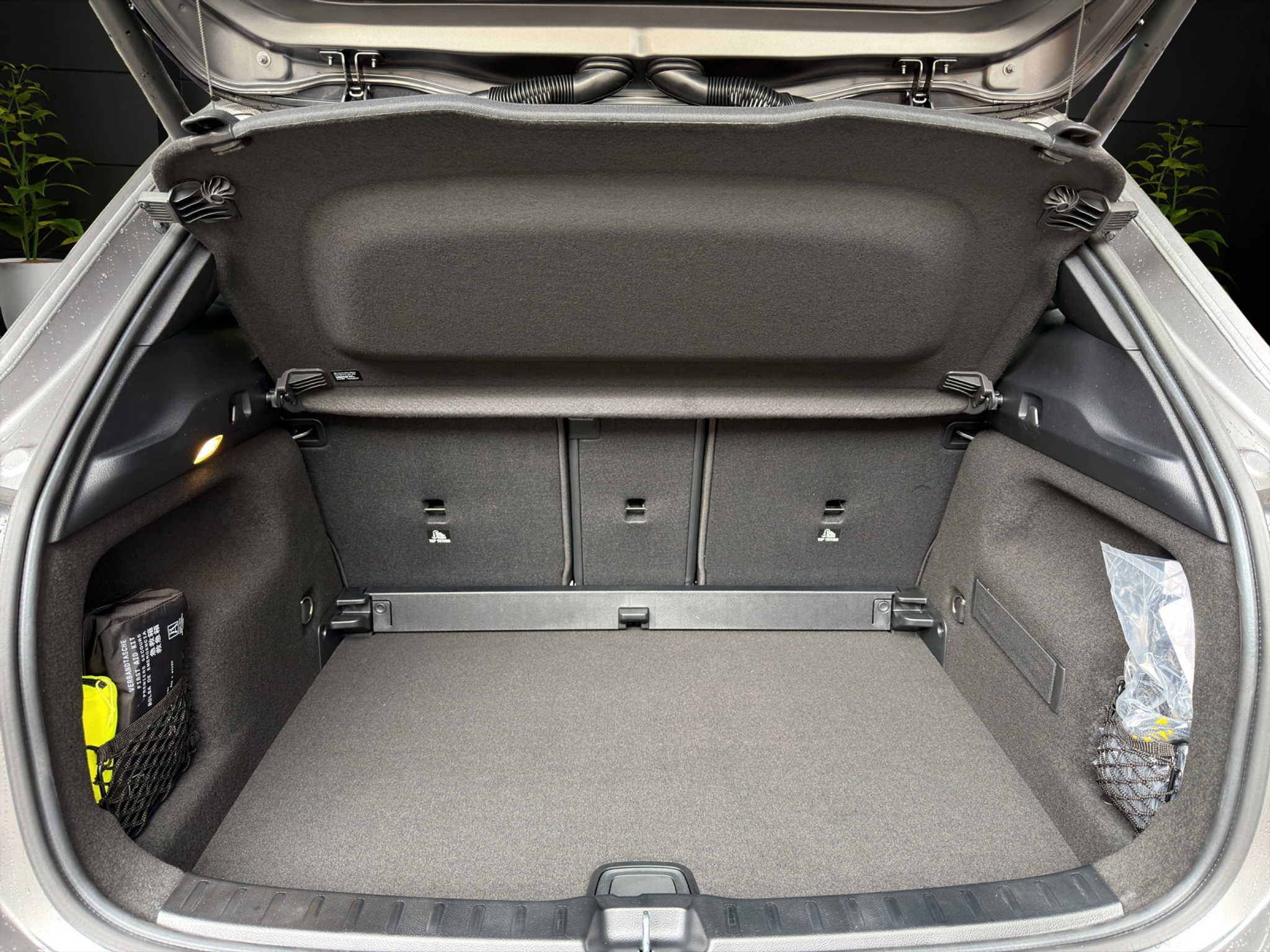 listing desktop thumbnail image 14