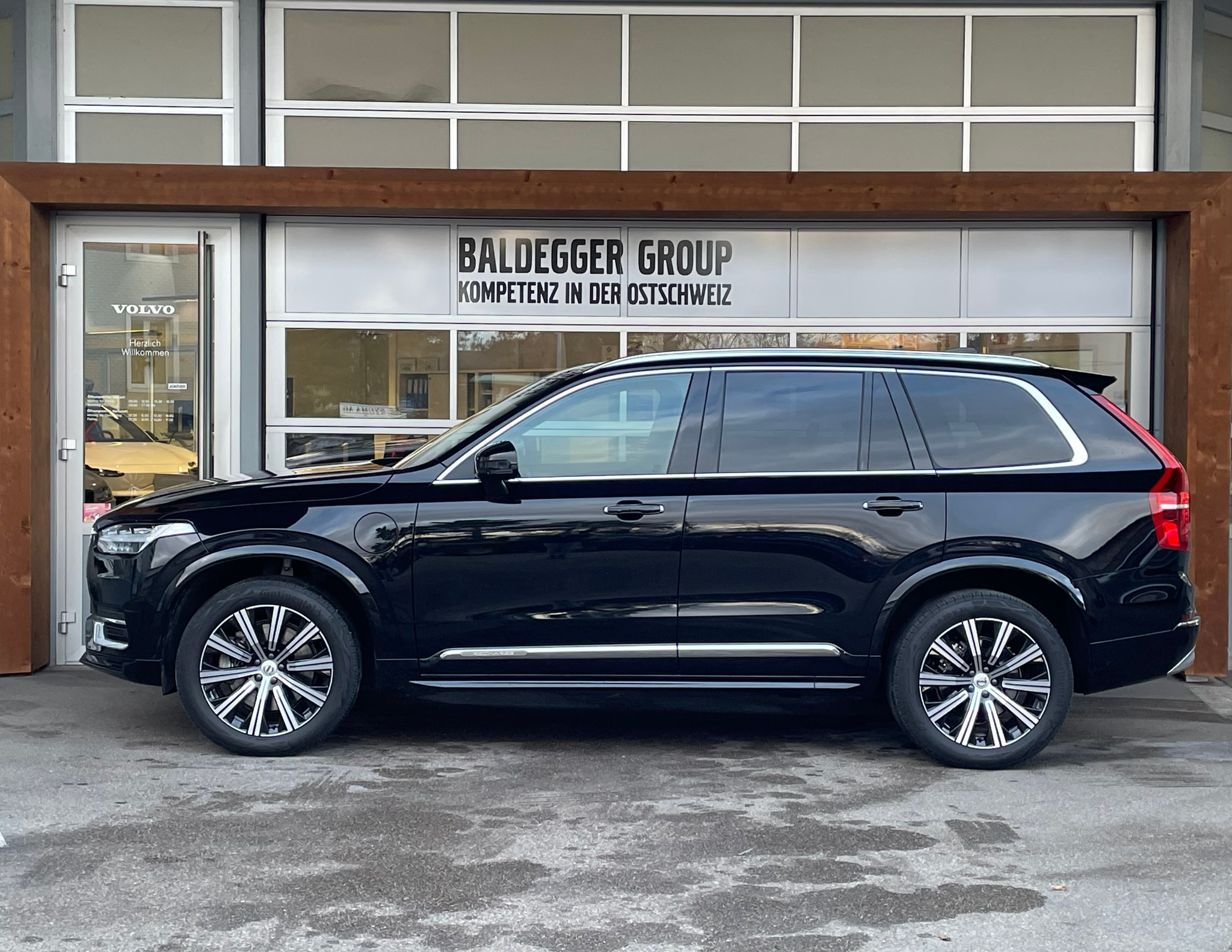 listing desktop thumbnail image 8