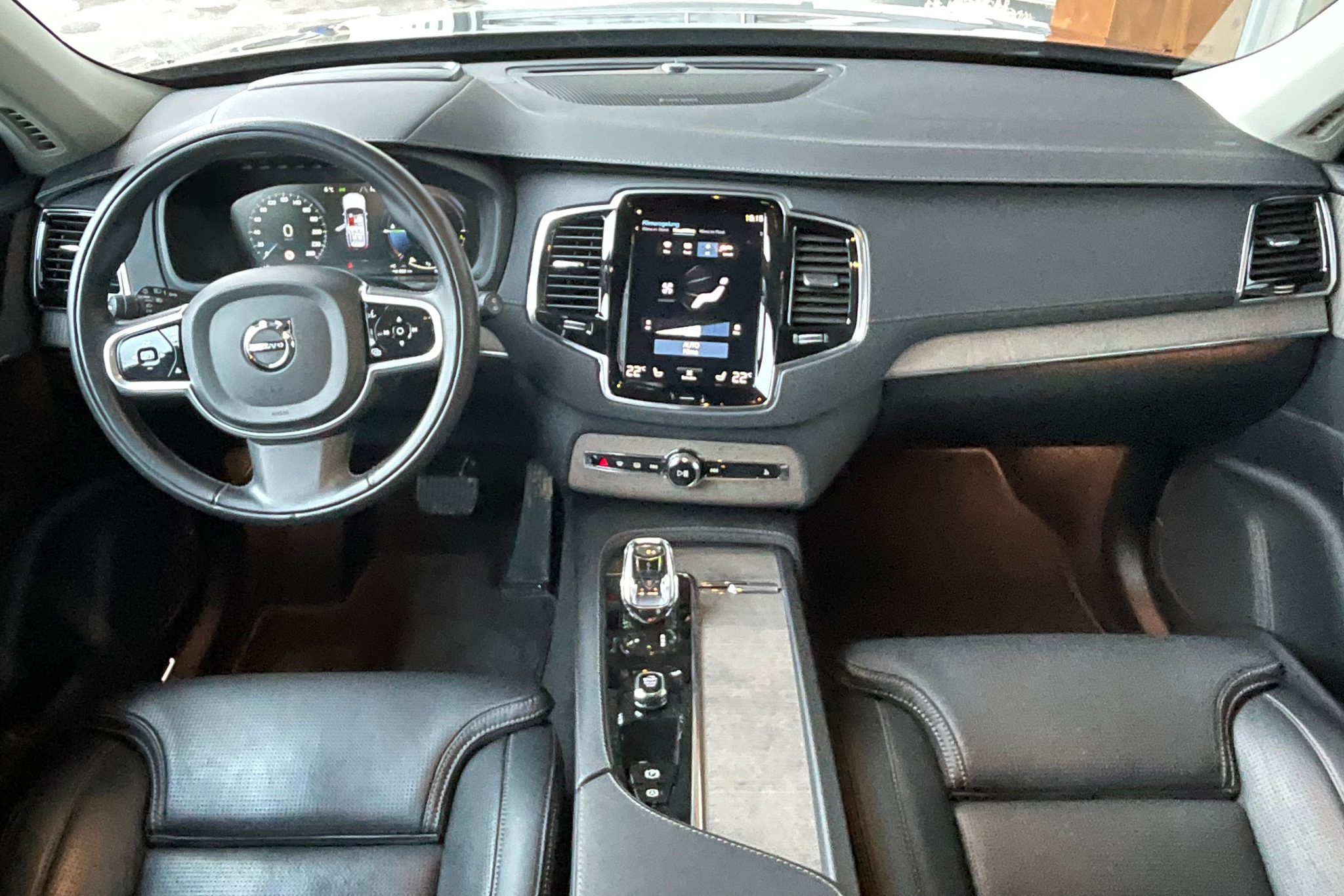 listing desktop thumbnail image 5