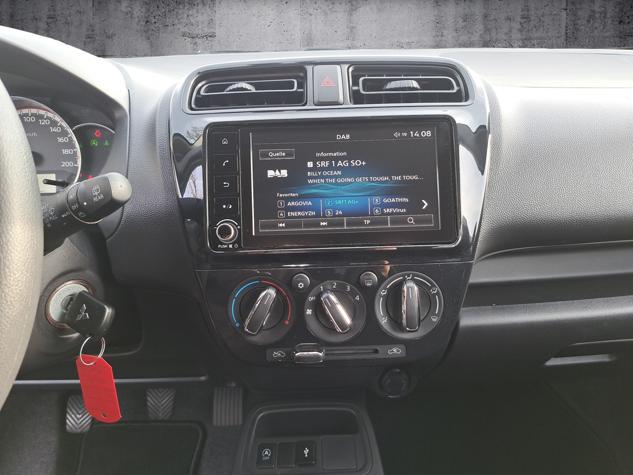 listing desktop thumbnail image 12