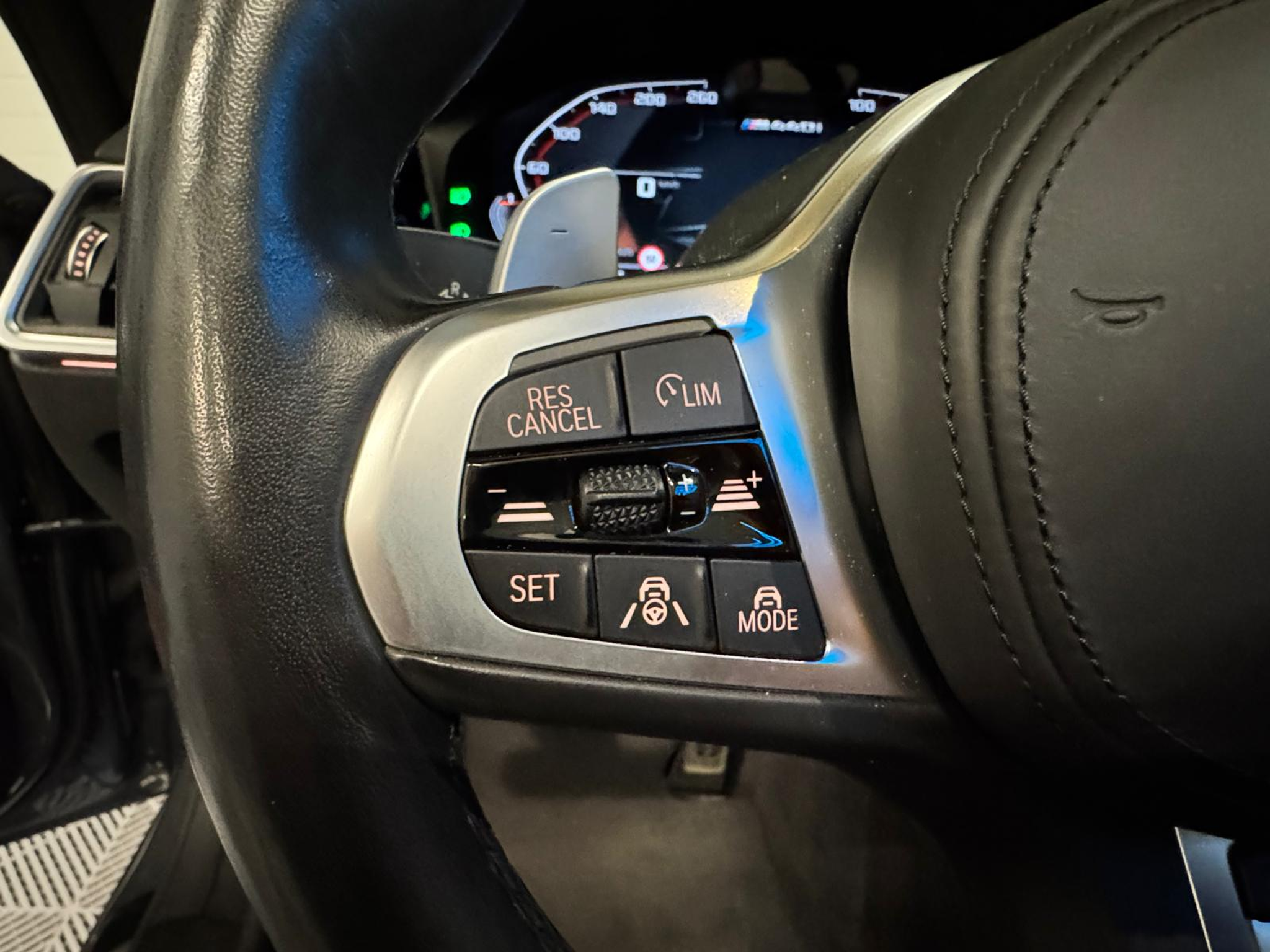 listing desktop thumbnail image 16