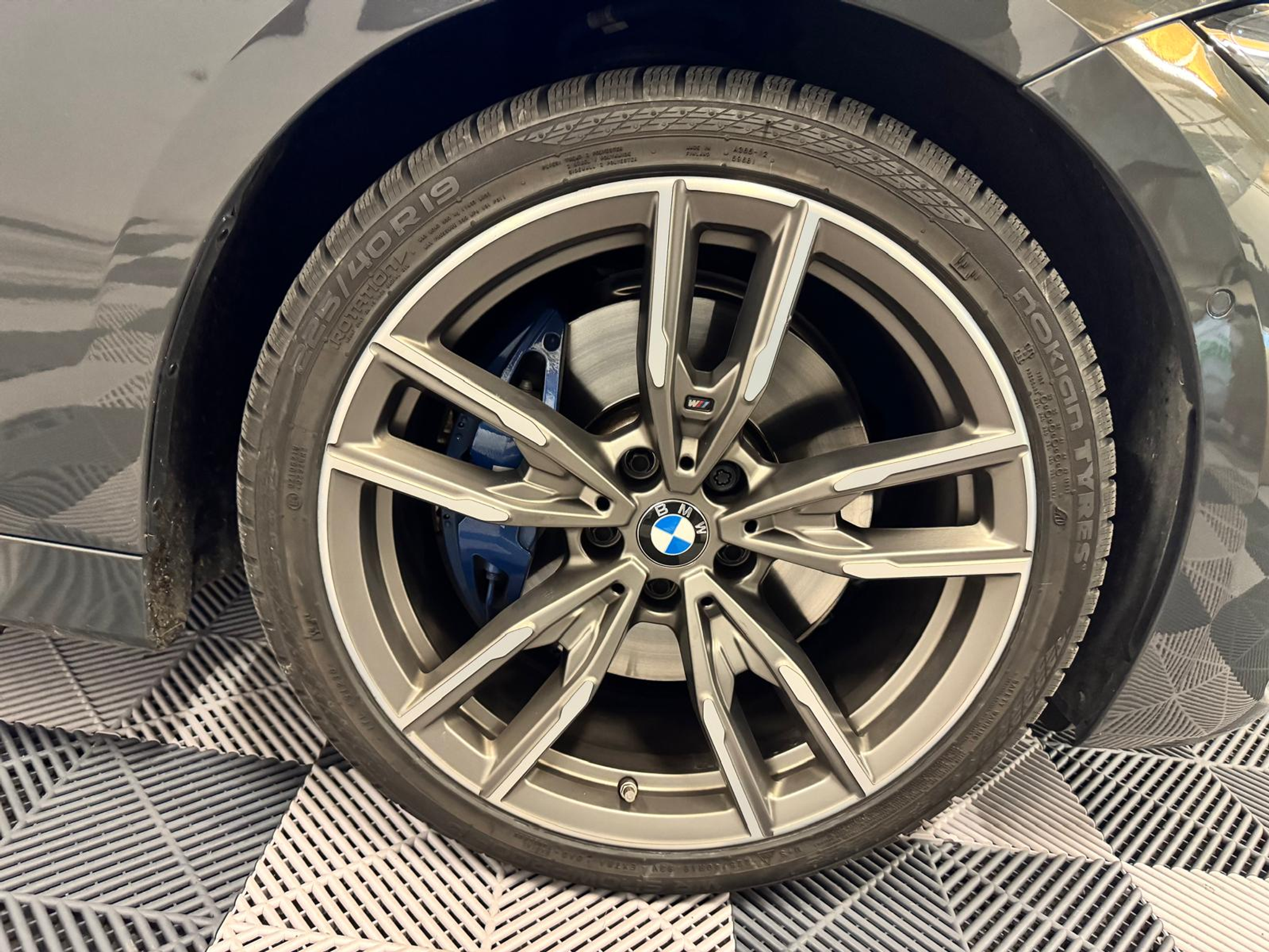 listing desktop thumbnail image 24