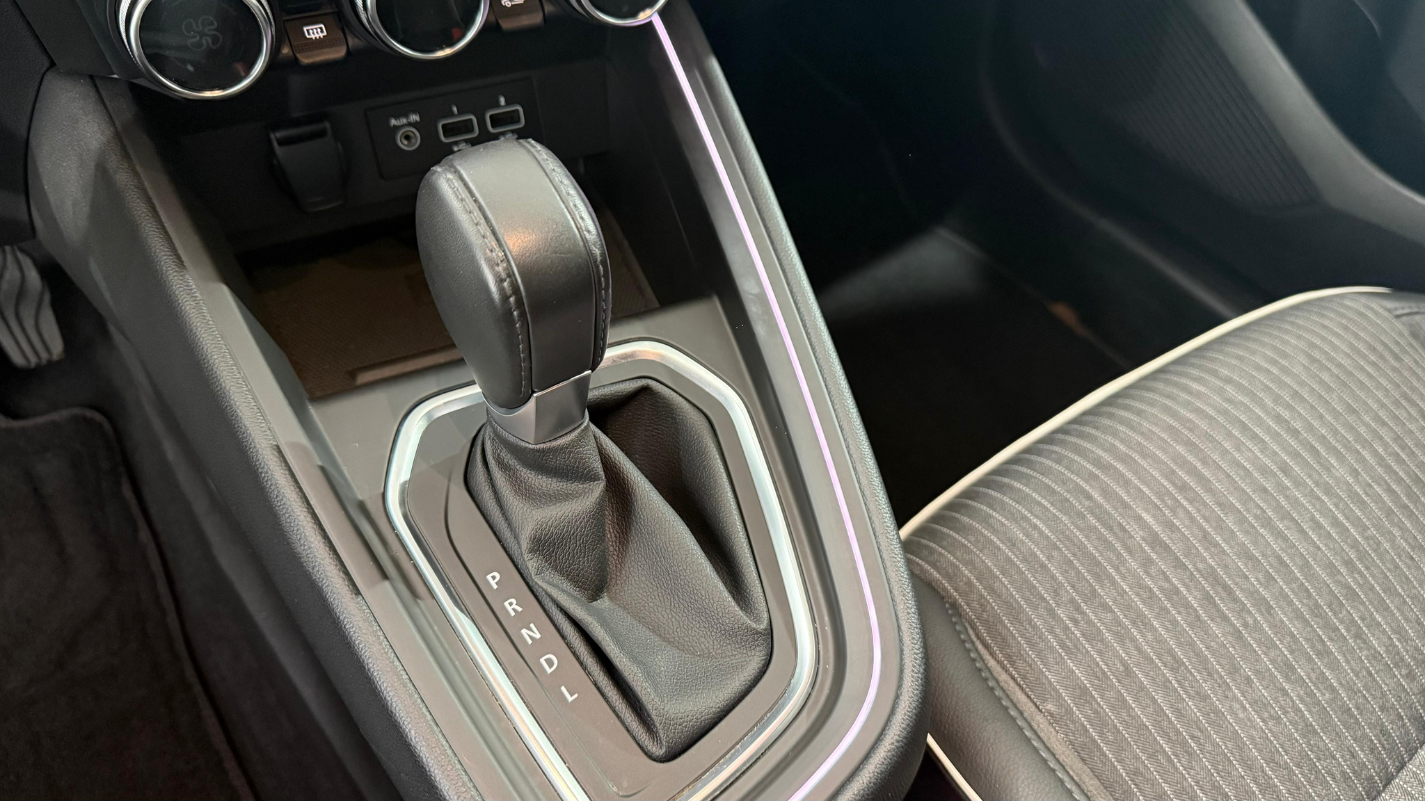 listing desktop thumbnail image 9