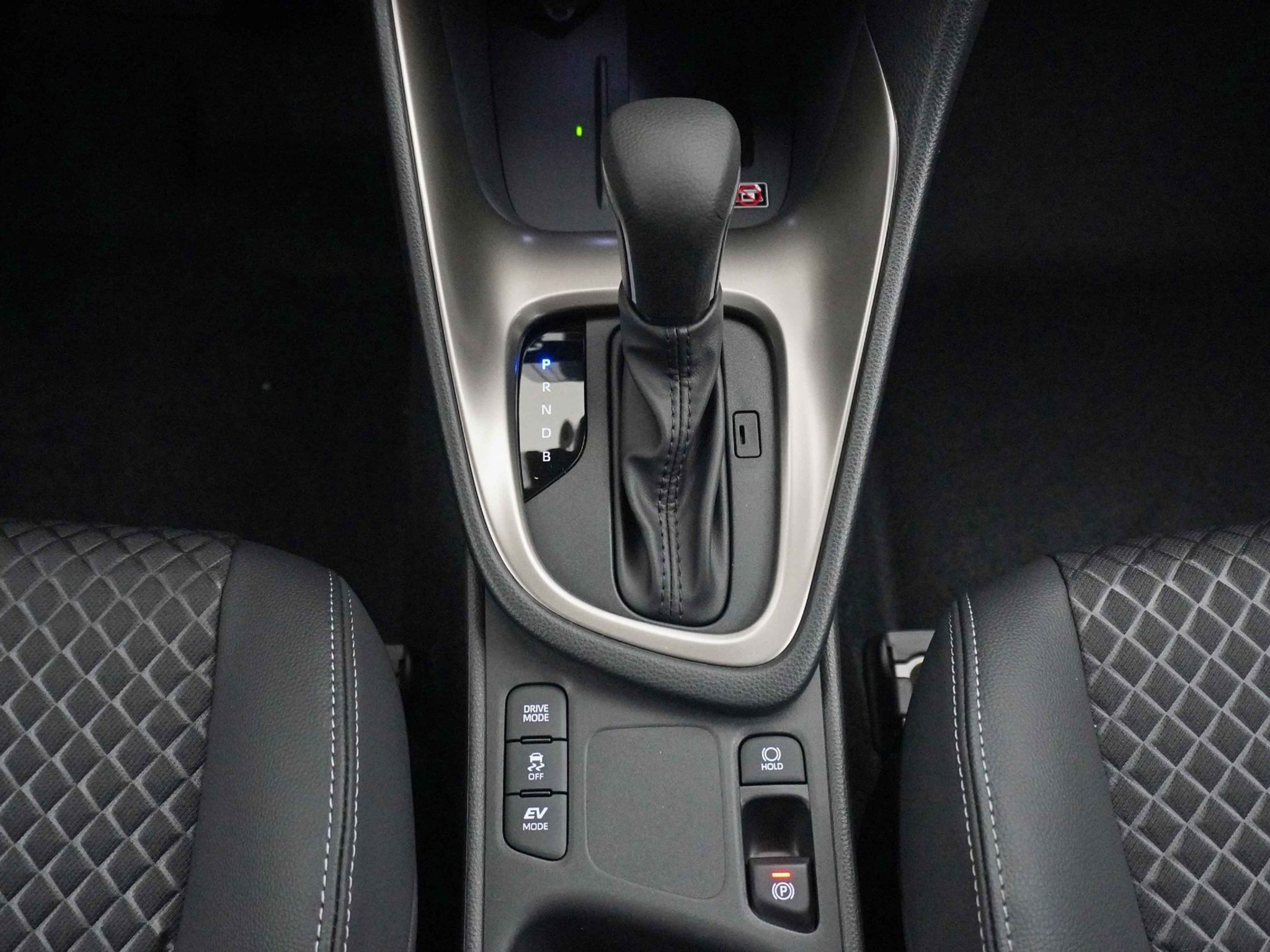 listing desktop thumbnail image 15