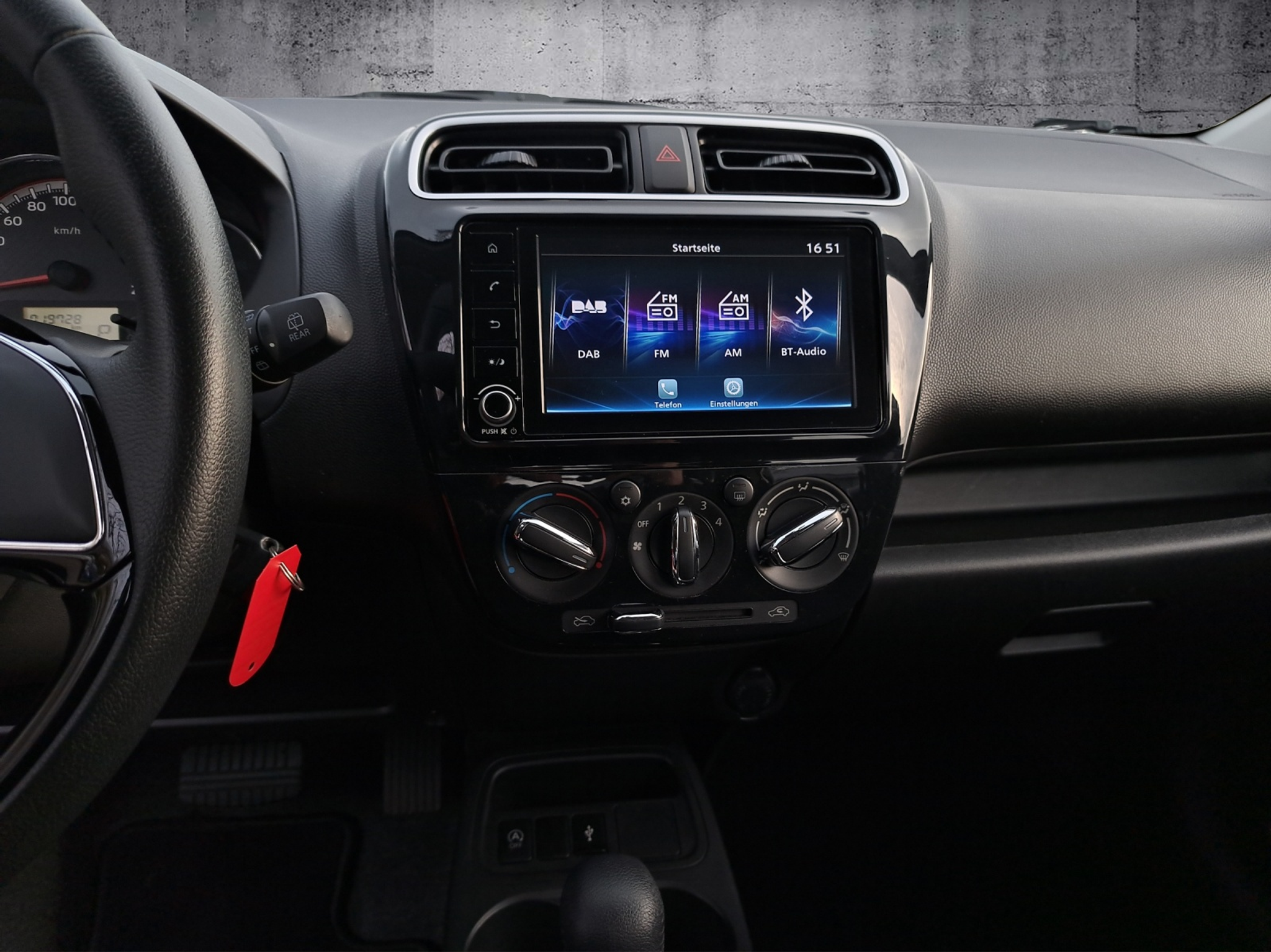 listing desktop thumbnail image 13