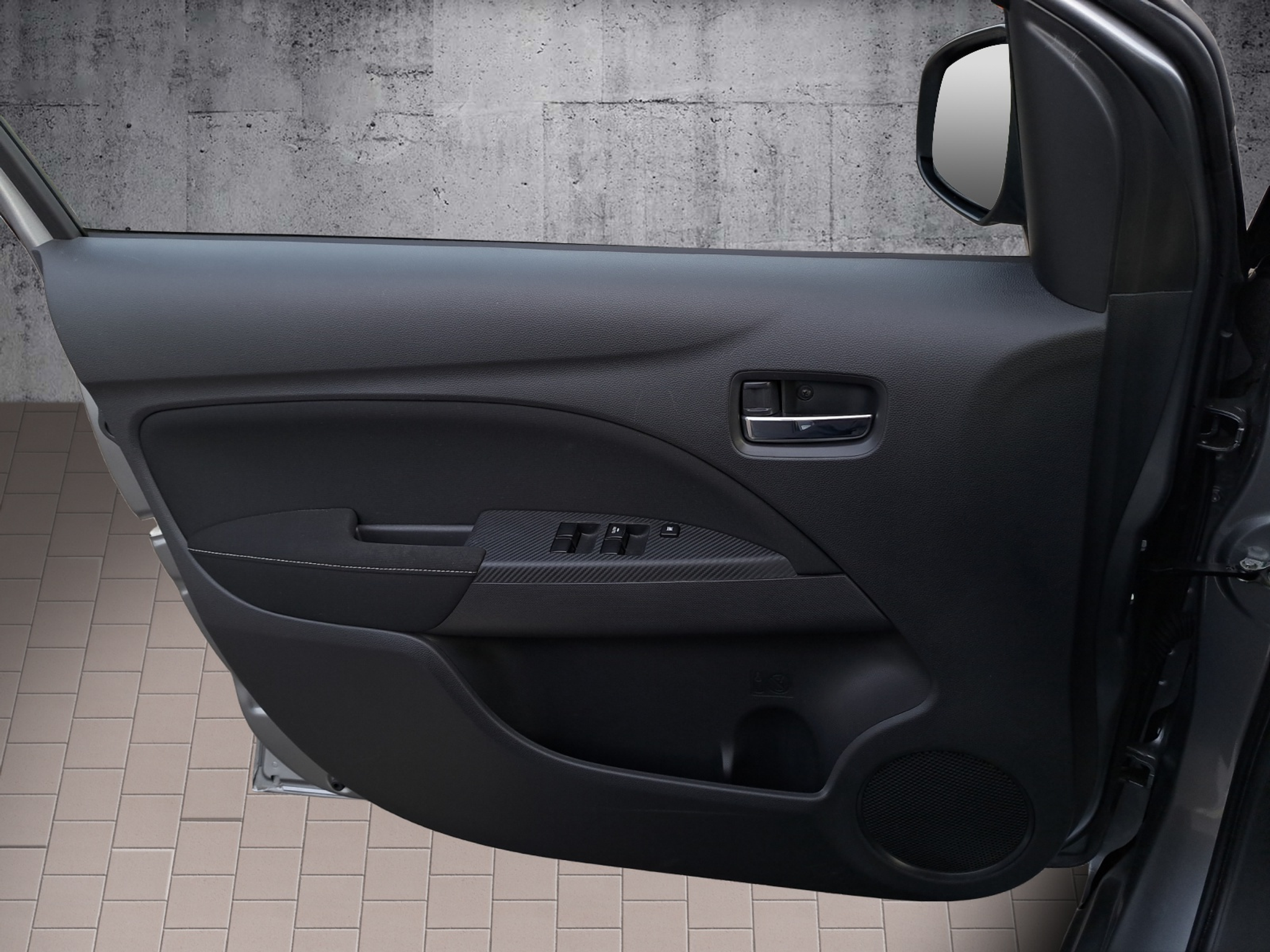 listing desktop thumbnail image 14