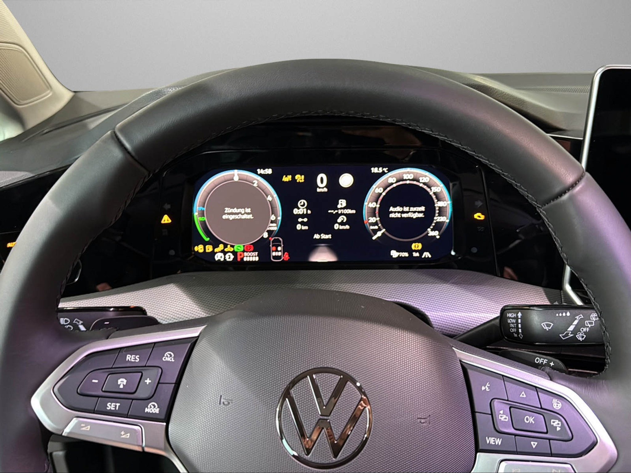 listing desktop thumbnail image 8