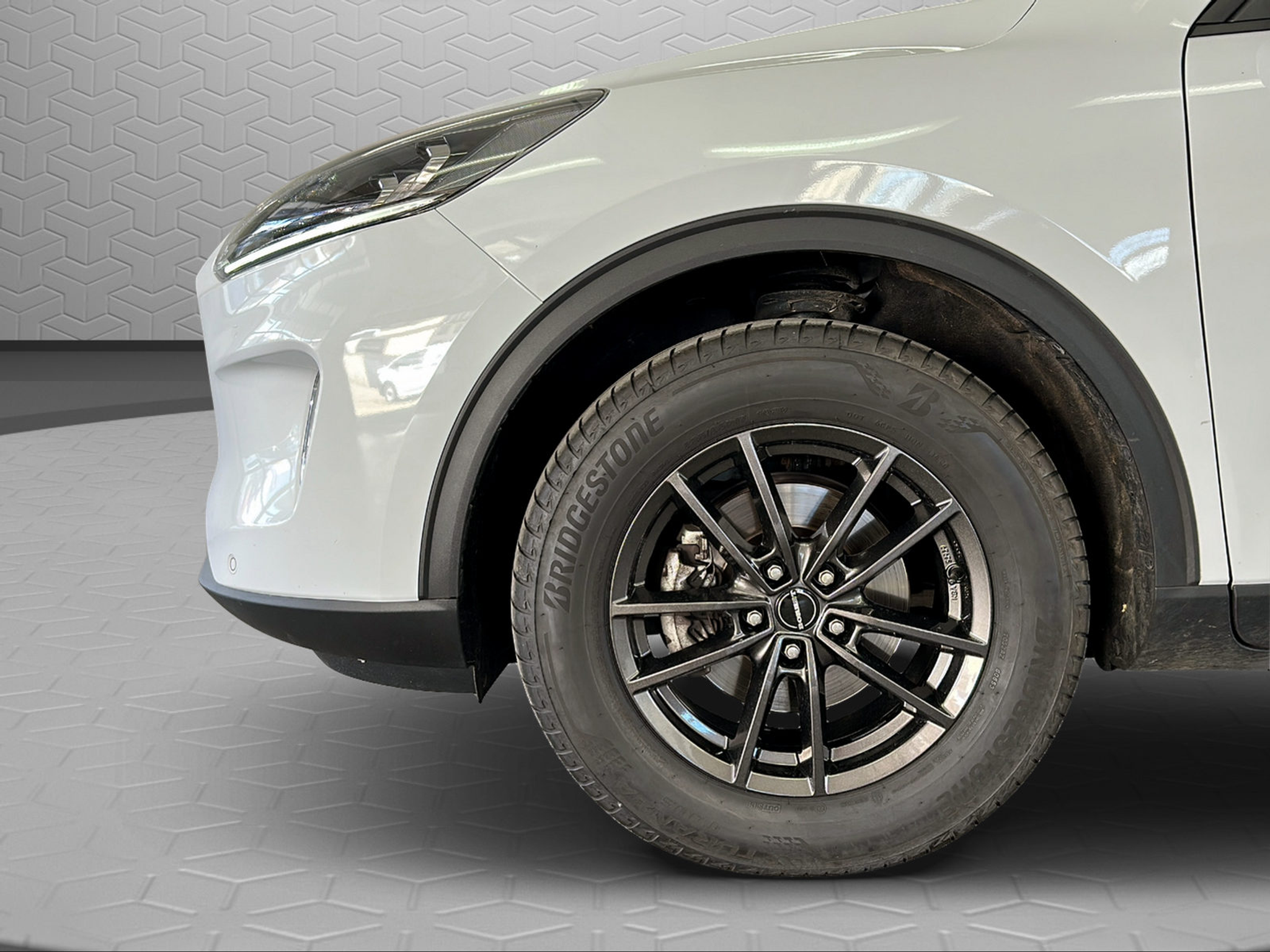 listing desktop thumbnail image 5