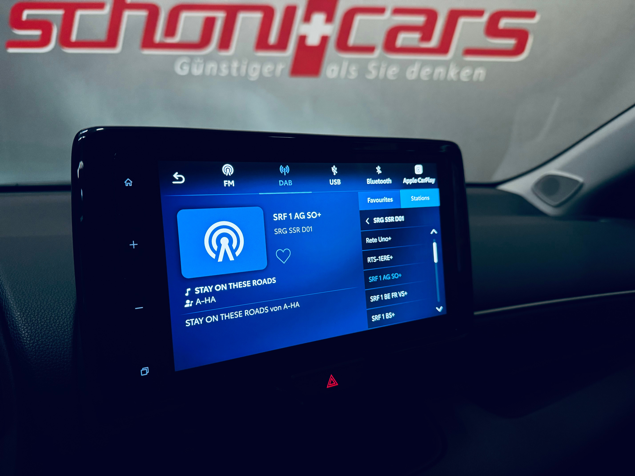 listing desktop thumbnail image 12