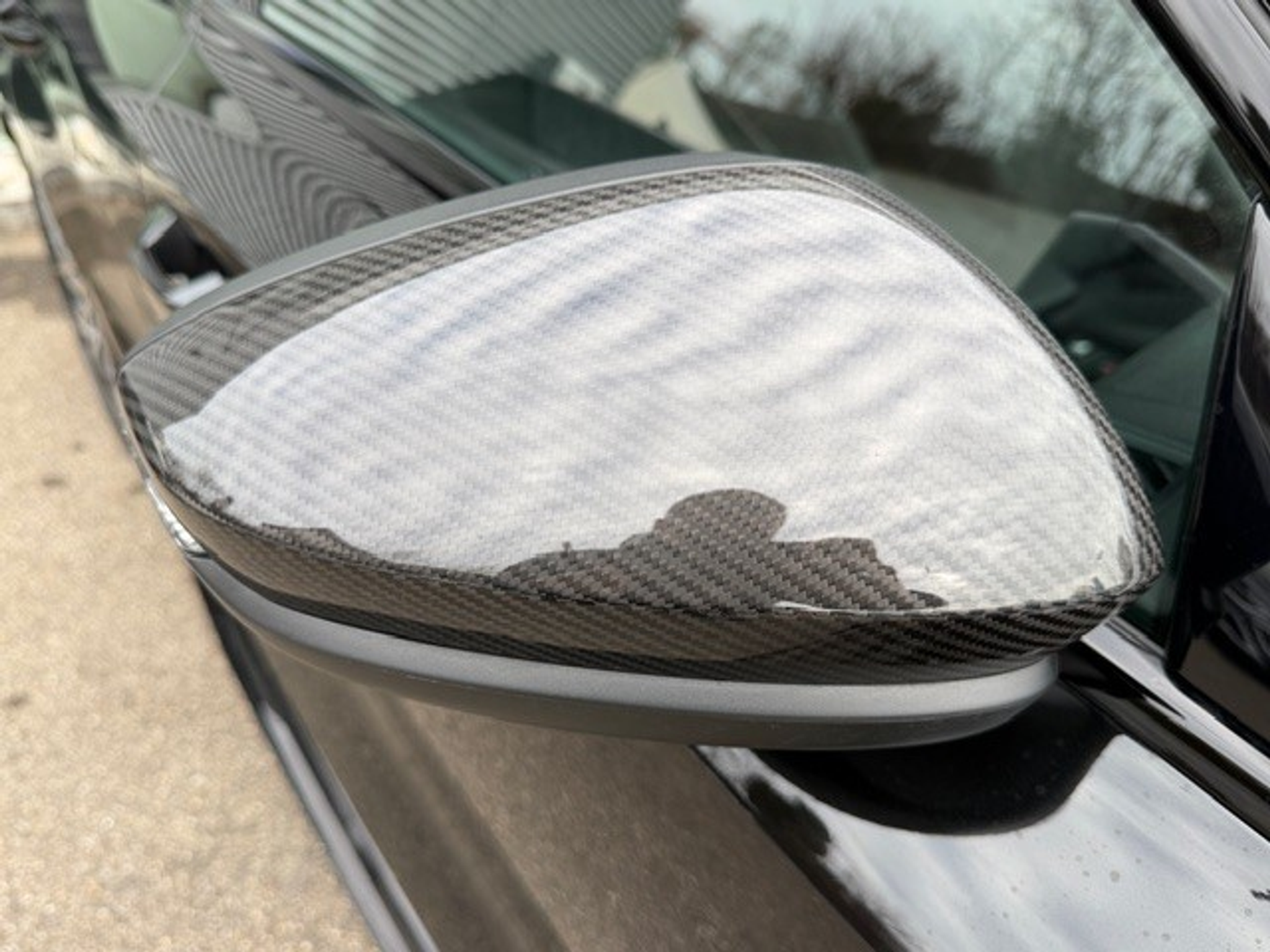 listing desktop thumbnail image 3