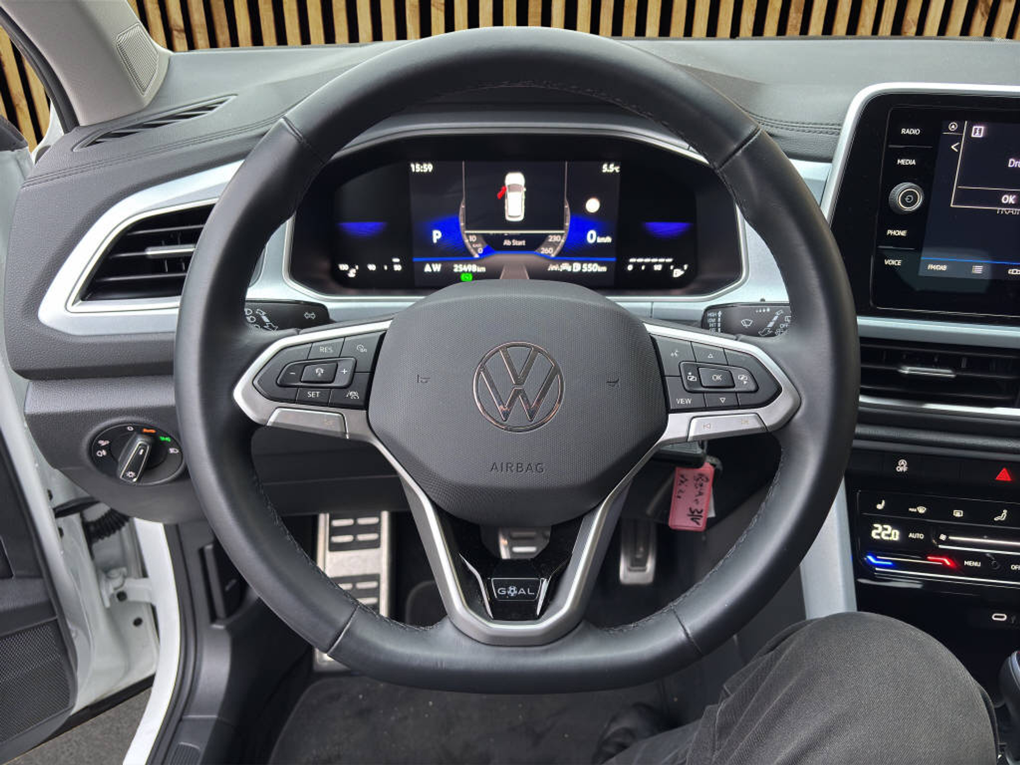 listing desktop thumbnail image 8