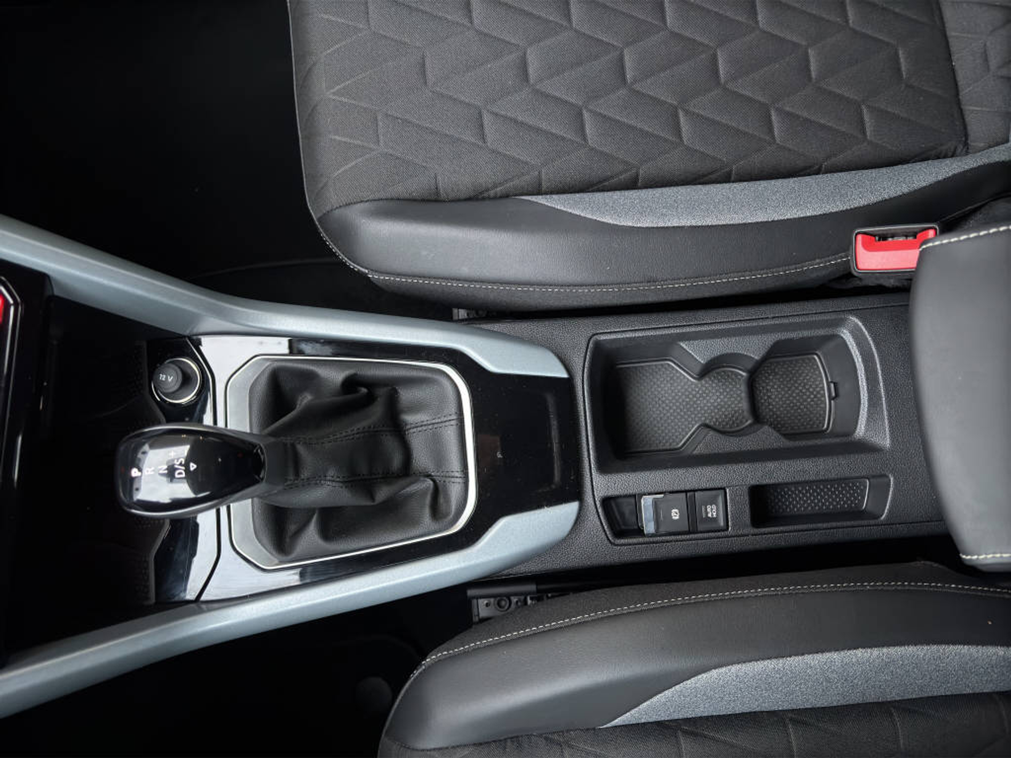 listing desktop thumbnail image 11