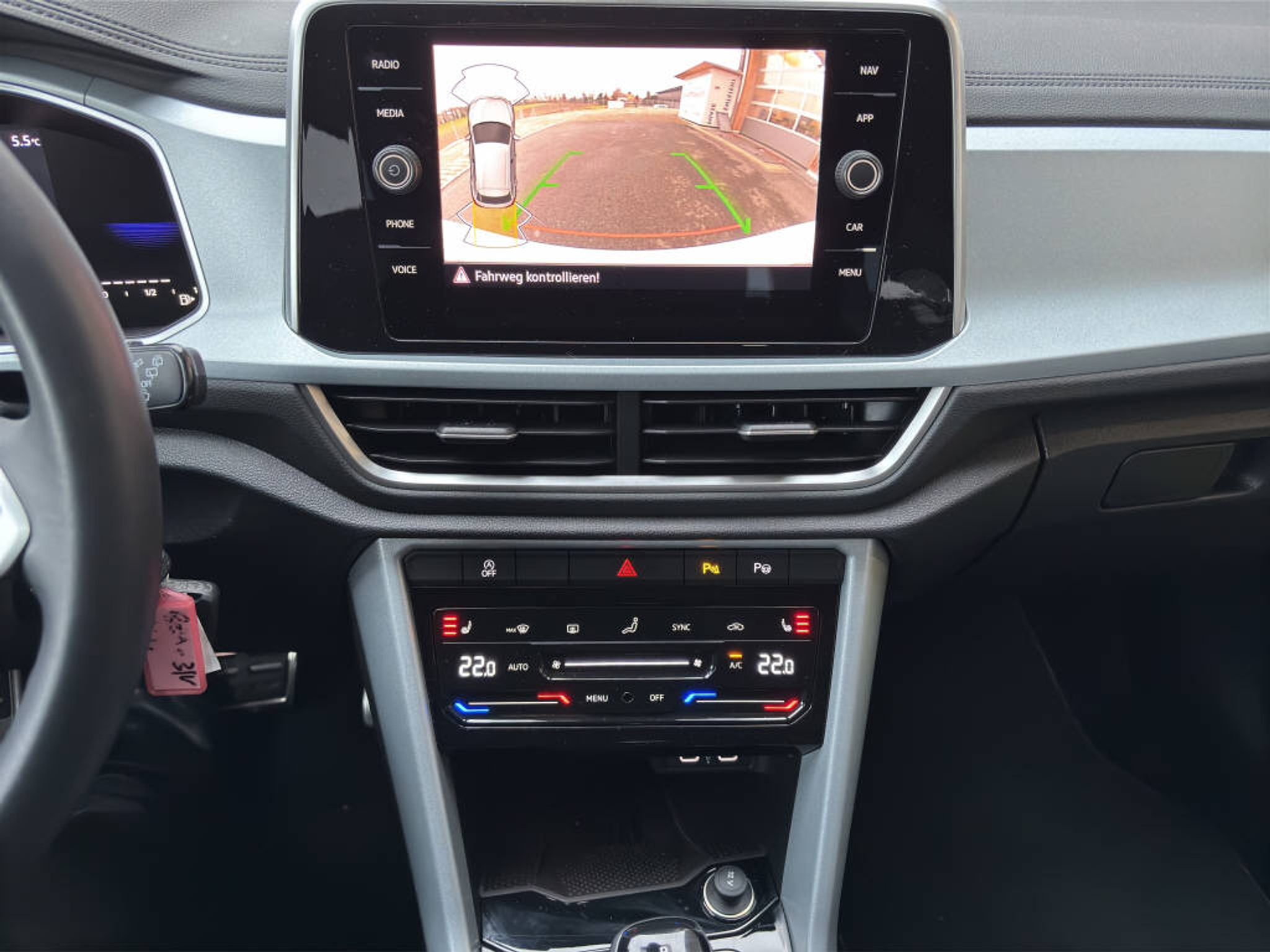 listing desktop thumbnail image 10