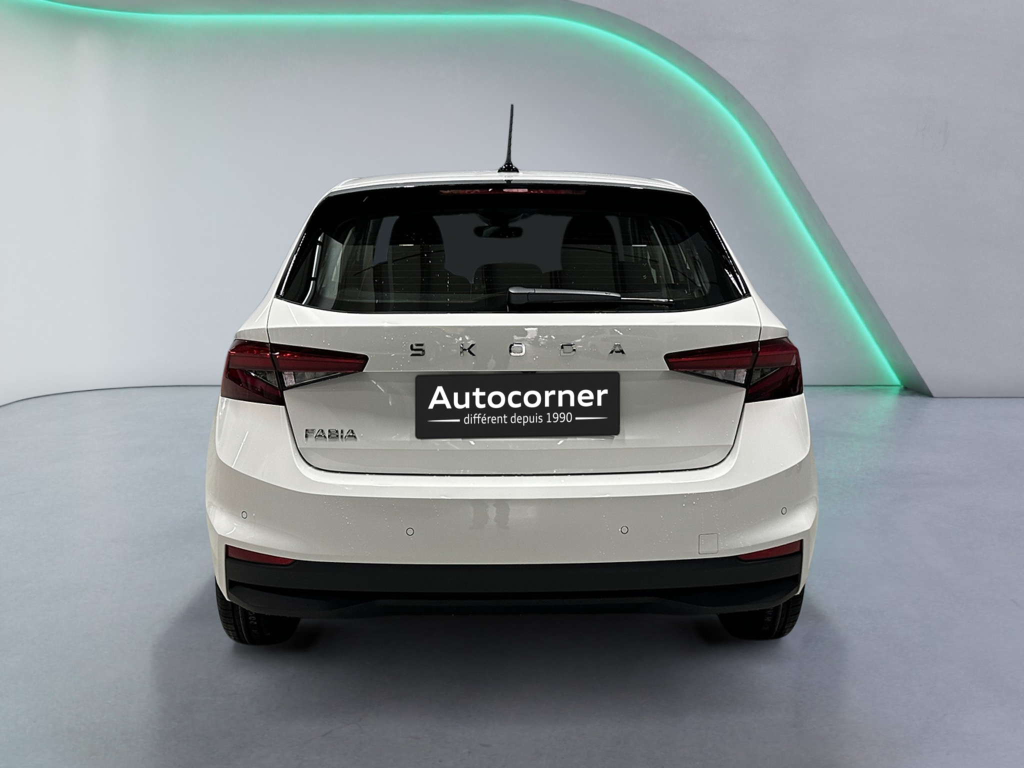 listing desktop thumbnail image 3