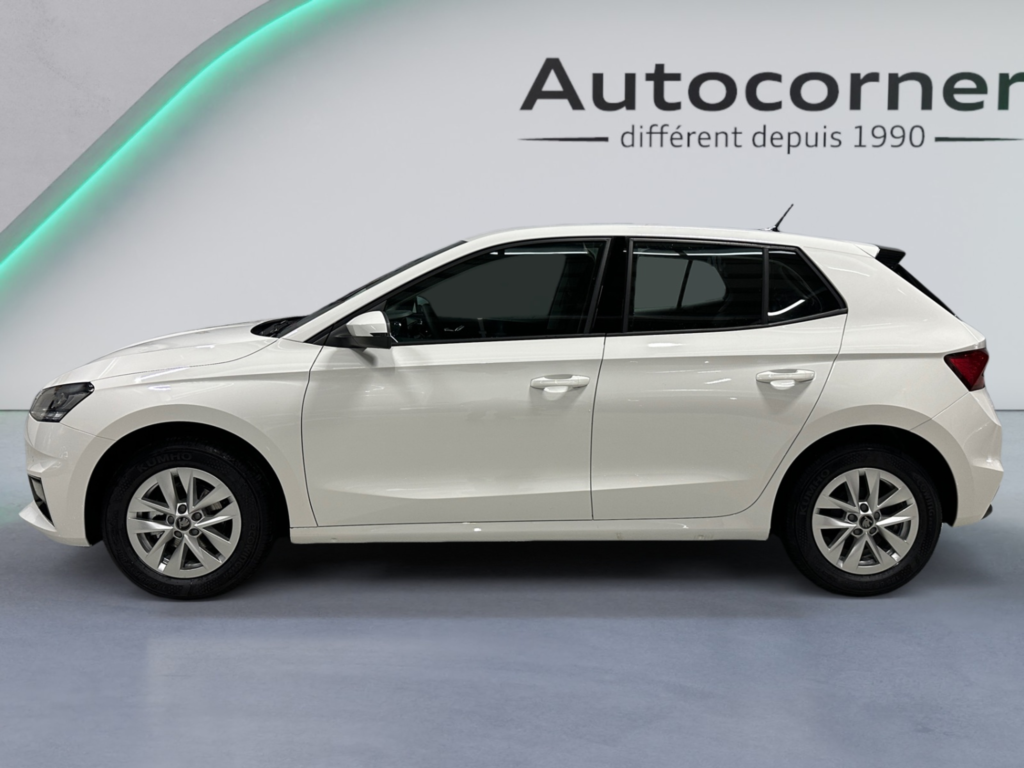 listing desktop thumbnail image 1